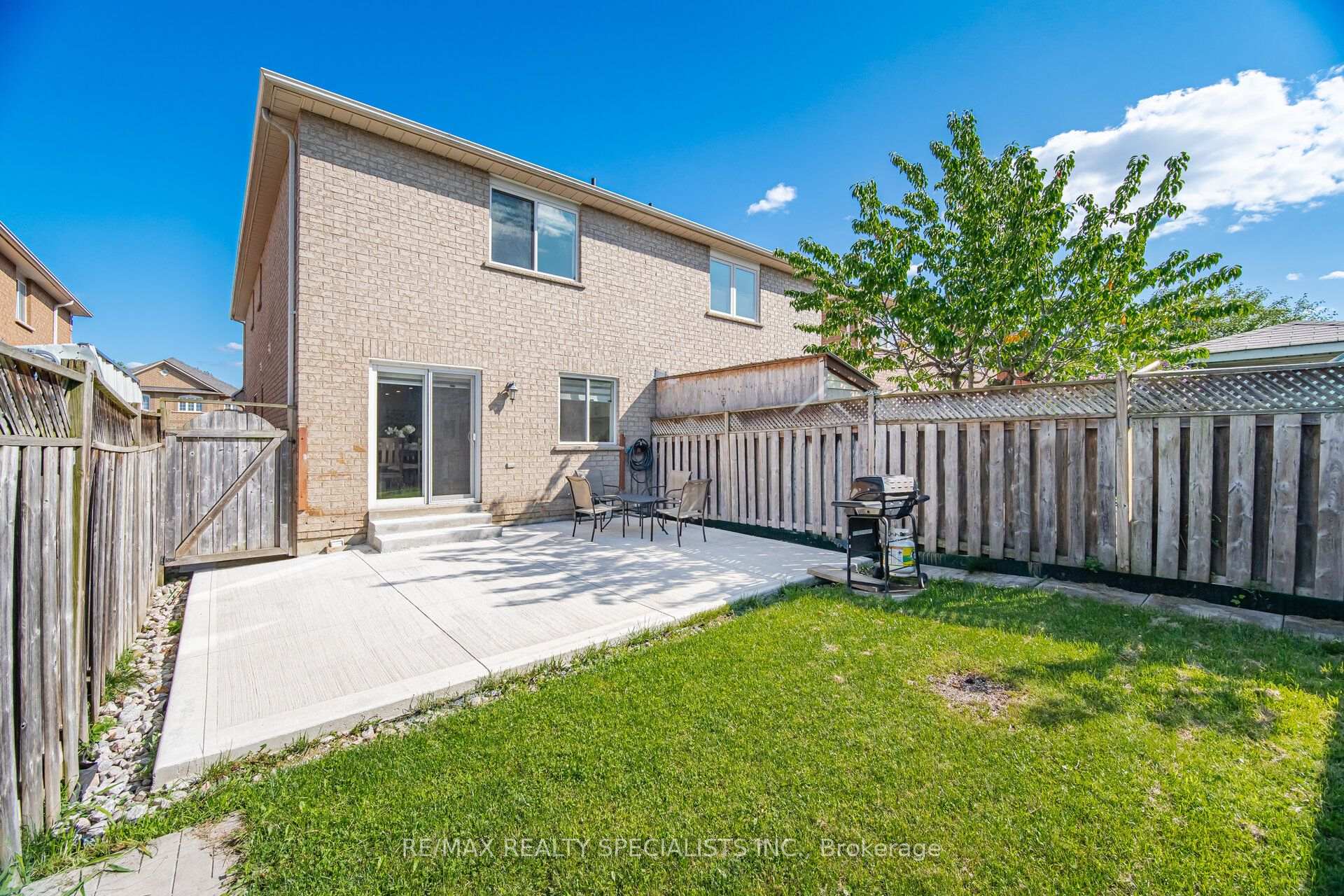 Photo 48 of 200 Tiller Trail, Brampton, Fletcher's Creek Village — HOMEH