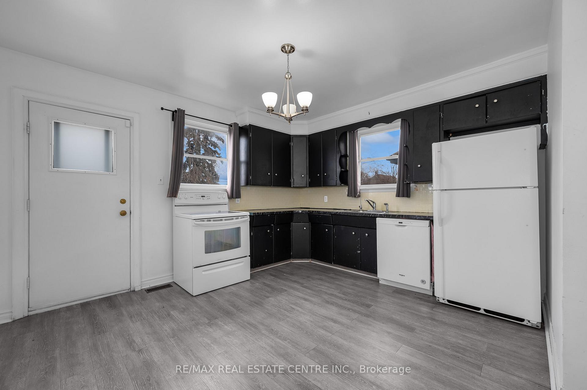 Photo 18 of 29 Harrison Avenue, Hamilton, Homeside — HOMEH
