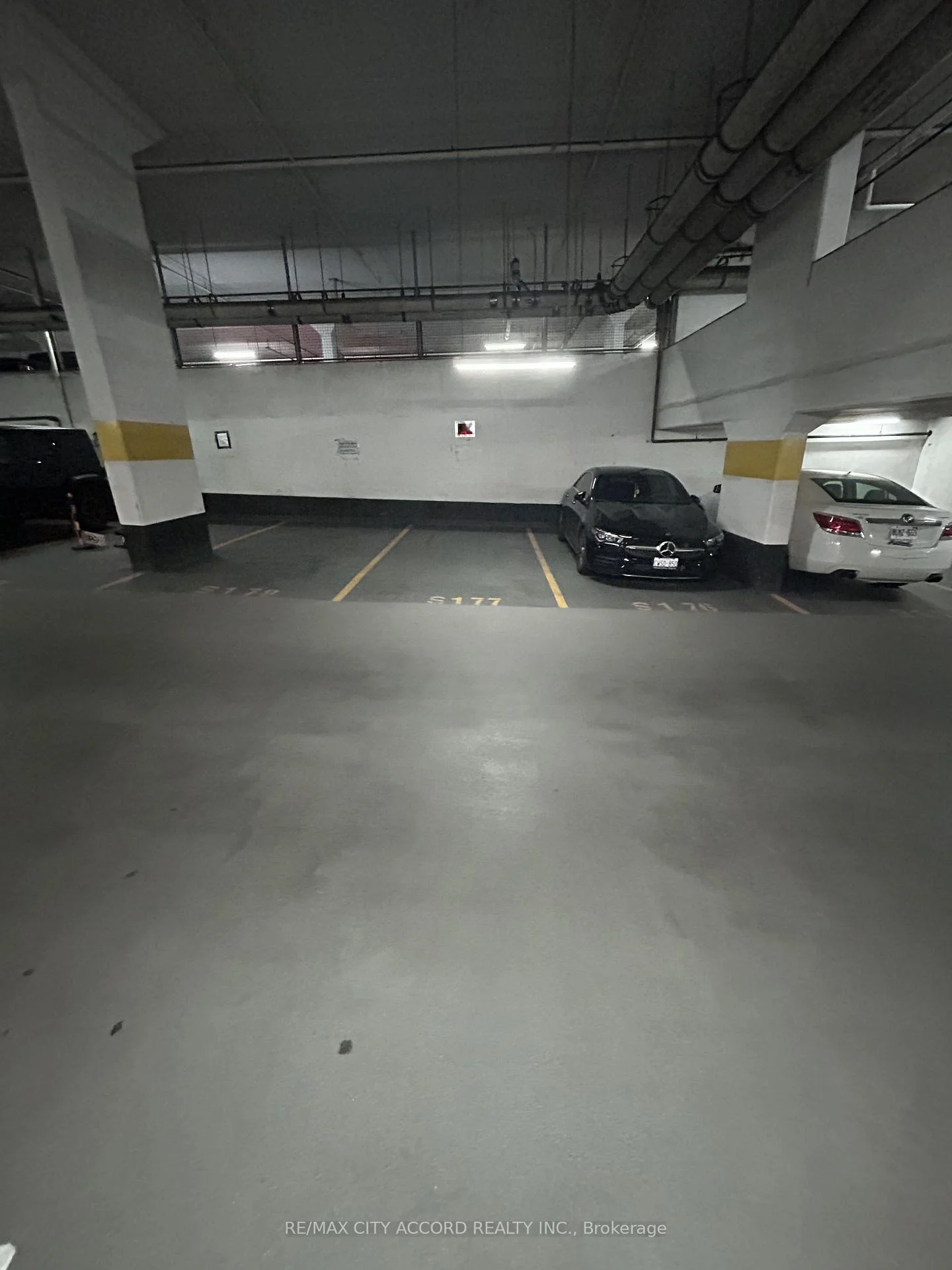 Photo of 15 Fort York Boulevard