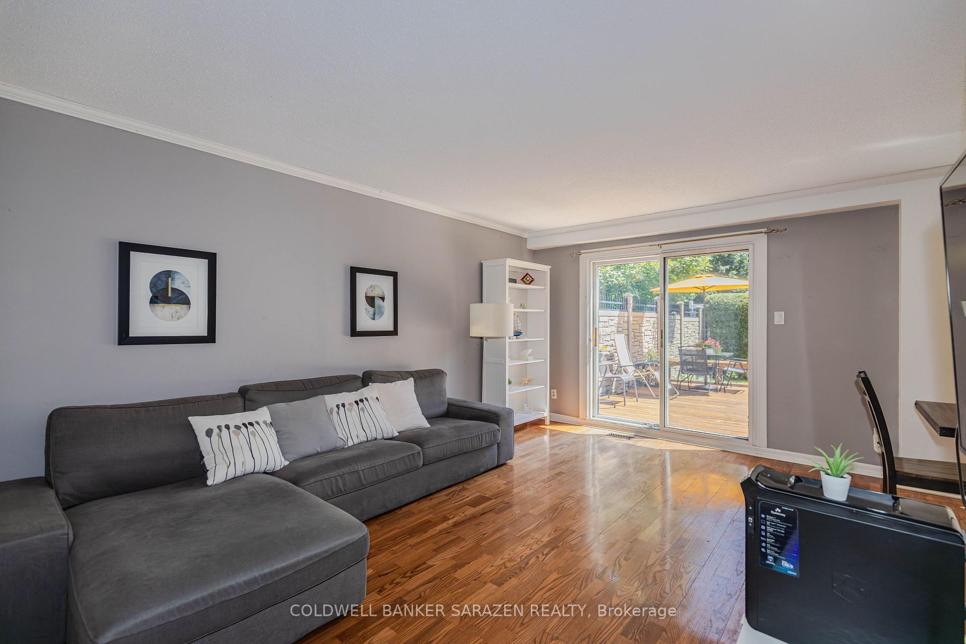 Photo 7 of 34 Hobart Crescent, Ottawa, Sheahan Estates/Trend Village — HOMEH