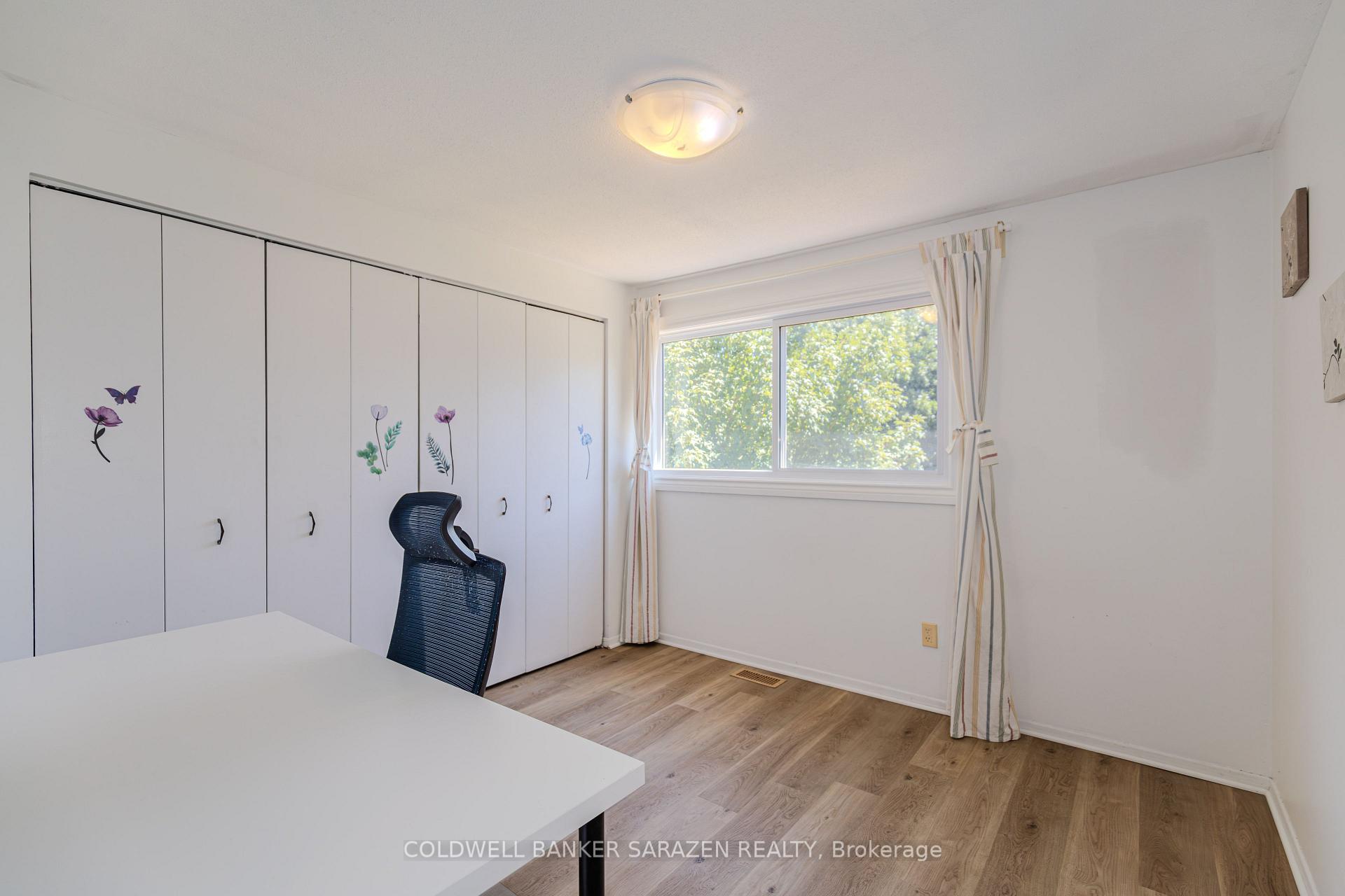 Photo 29 of 34 Hobart Crescent, Ottawa, Sheahan Estates/Trend Village — HOMEH