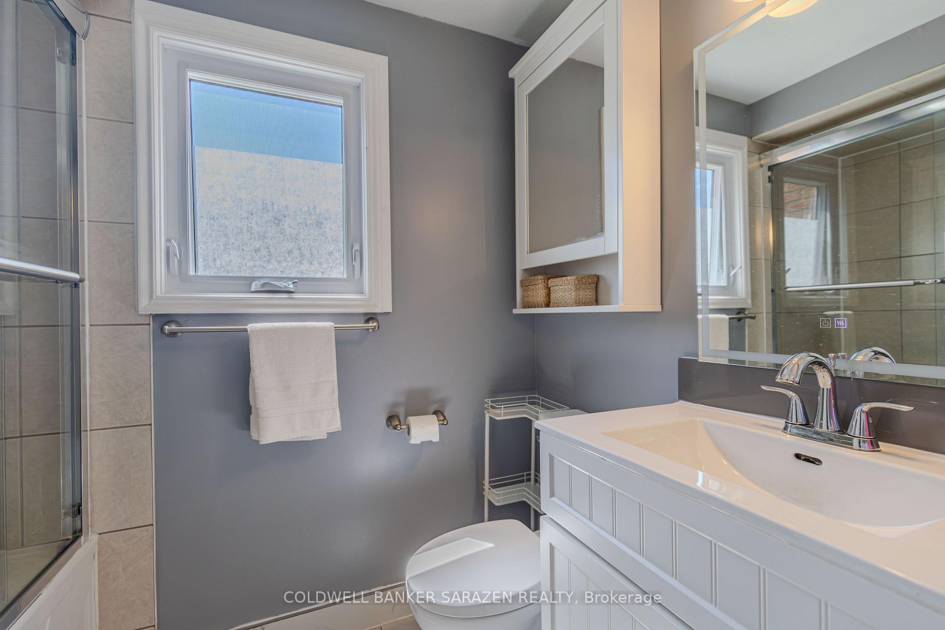 Photo 33 of 34 Hobart Crescent, Ottawa, Sheahan Estates/Trend Village — HOMEH