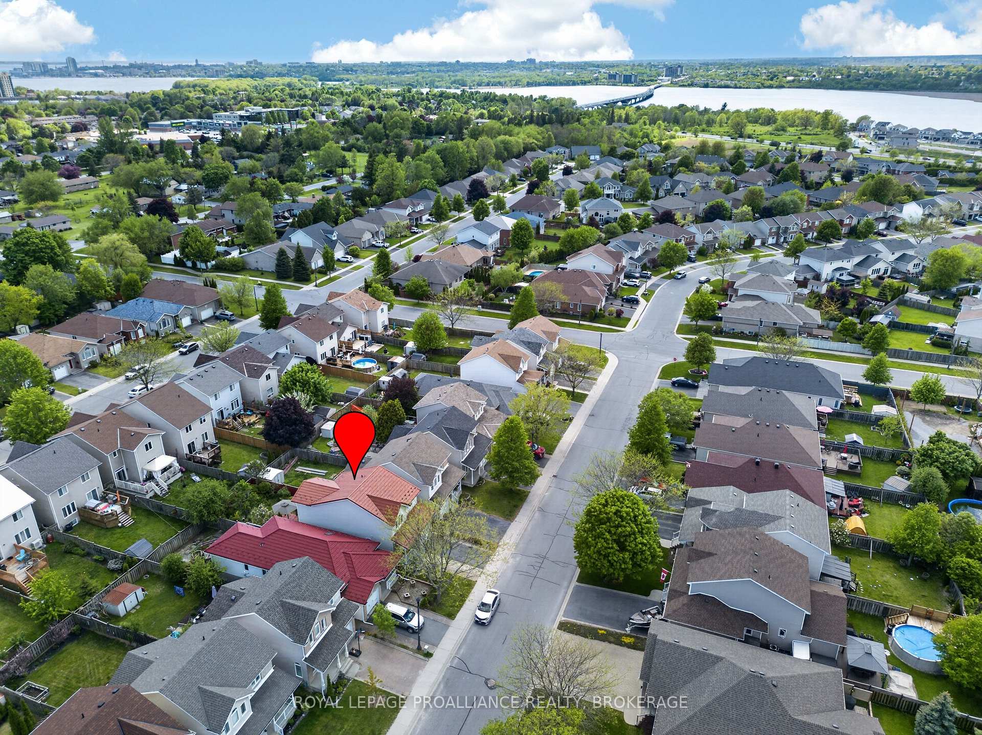 Photo 40 of 435 Maureen Street, Kingston, Kingston East (Incl Barret Crt) — HOMEH