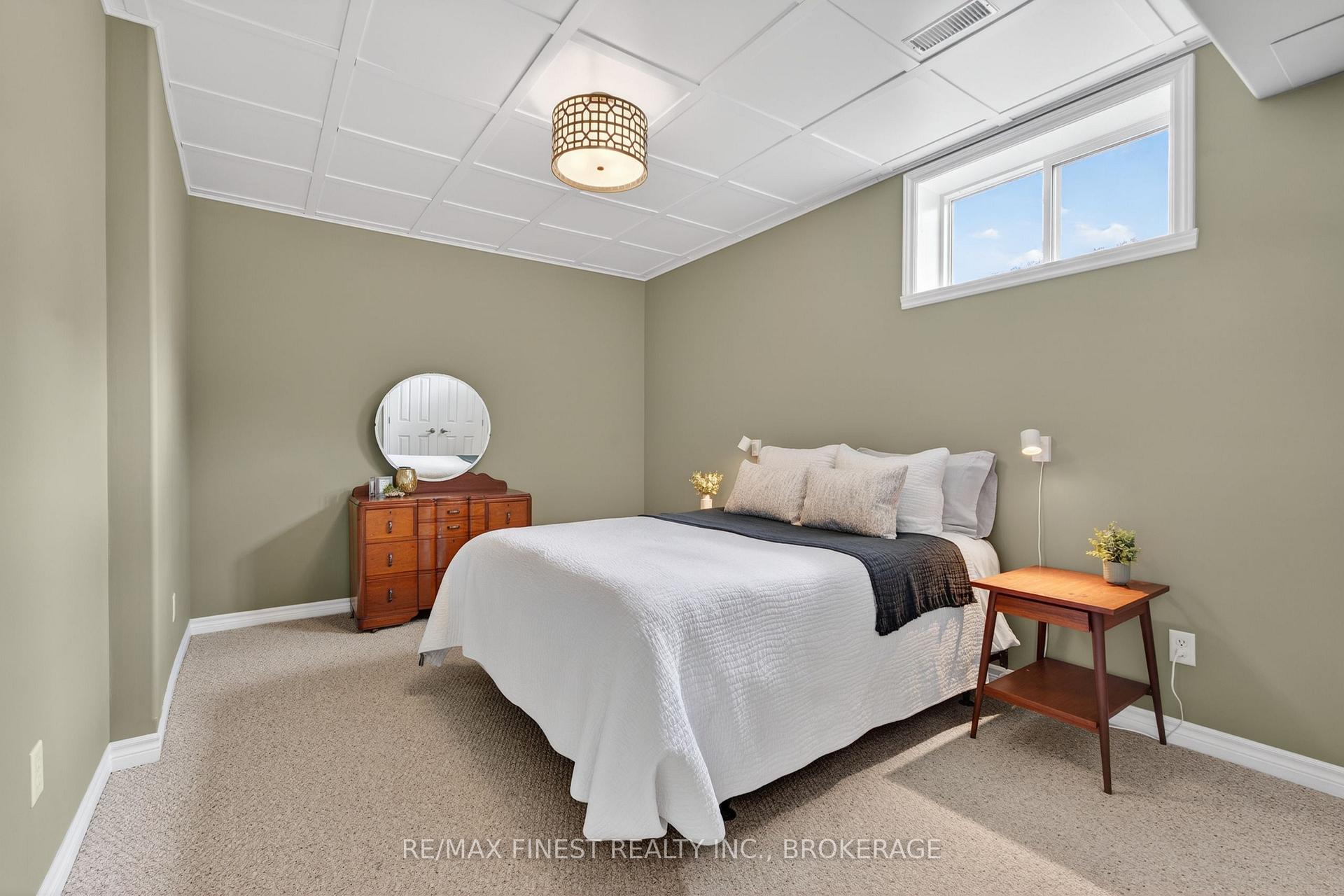 Photo 33 of 2548 Sands Road, Frontenac, Frontenac South — HOMEH