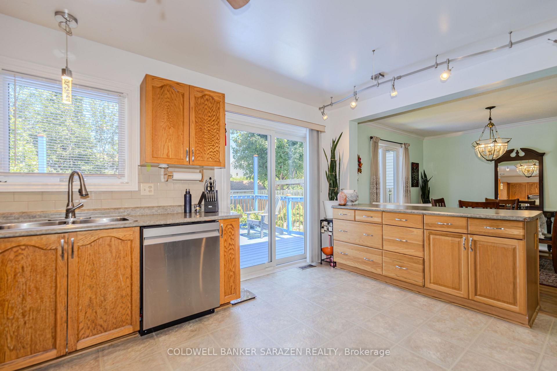 Photo 23 of 67 Victor Street, Ottawa, Stittsville (Central) — HOMEH