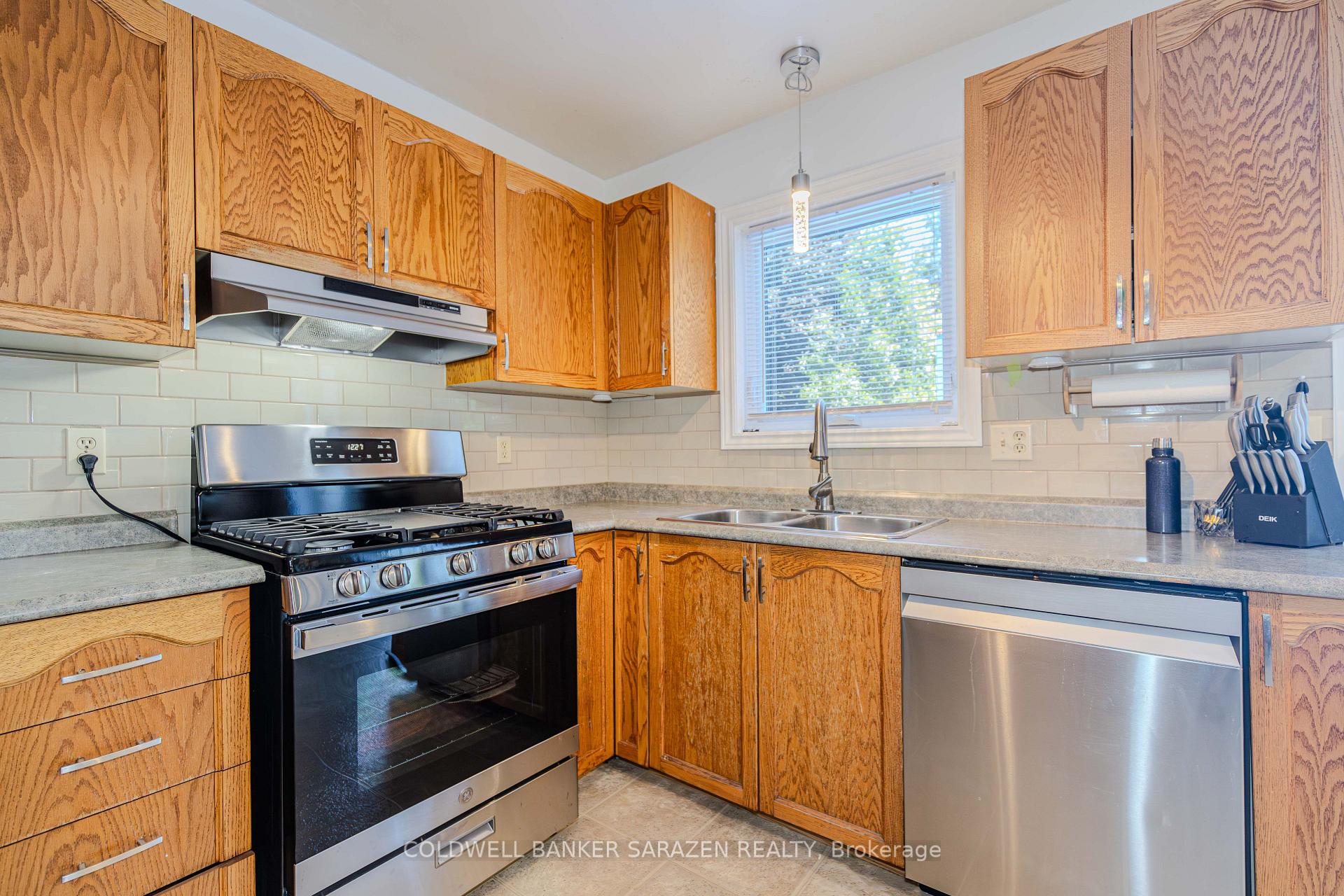 Photo 24 of 67 Victor Street, Ottawa, Stittsville (Central) — HOMEH