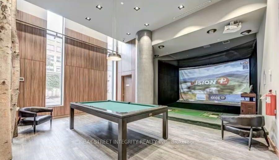 Photo 11 of Unit 1609, 161 Roehampton Avenue, Toronto, Mount Pleasant West — HOMEH