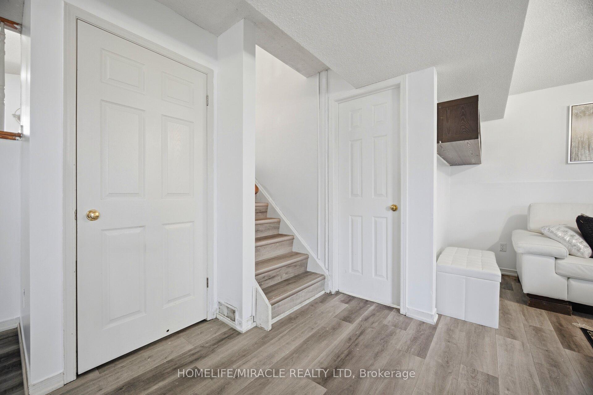 Photo 28 of 196 First St Louth, St. Catharines, Grapeview — HOMEH