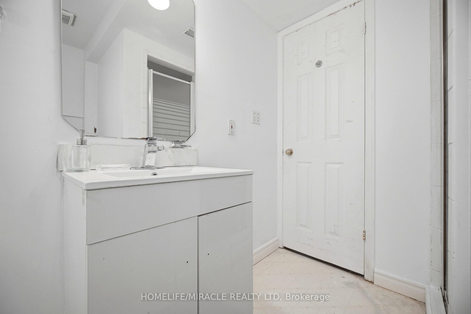 Photo 37 of 196 First St Louth, St. Catharines, Grapeview — HOMEH