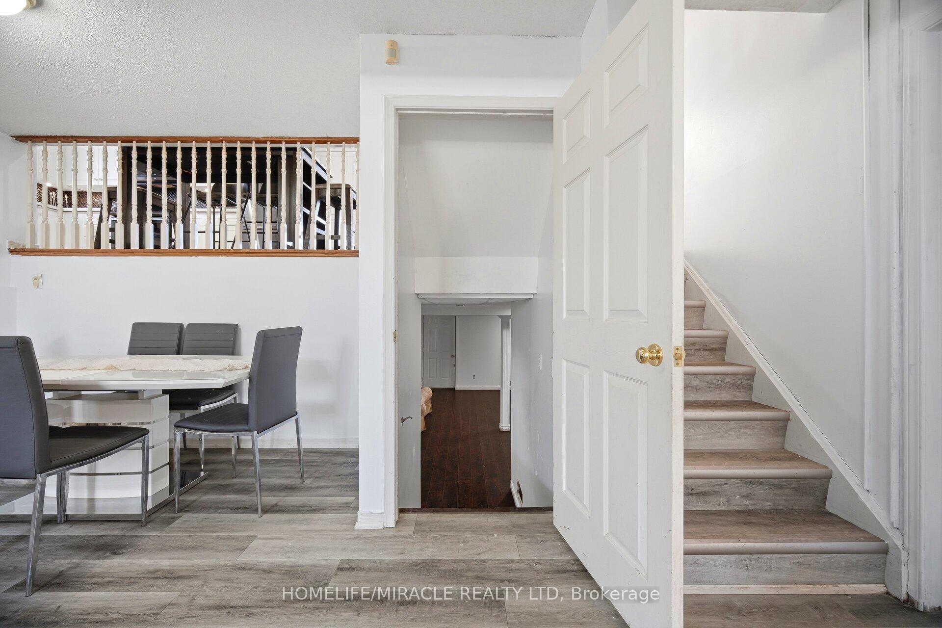Photo 39 of 196 First St Louth, St. Catharines, Grapeview — HOMEH