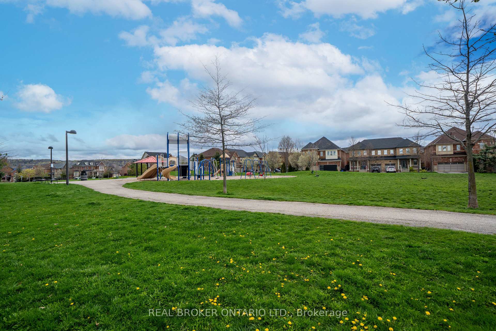 Photo 35 of 134 Mccready Drive, Milton, Scott — HOMEH