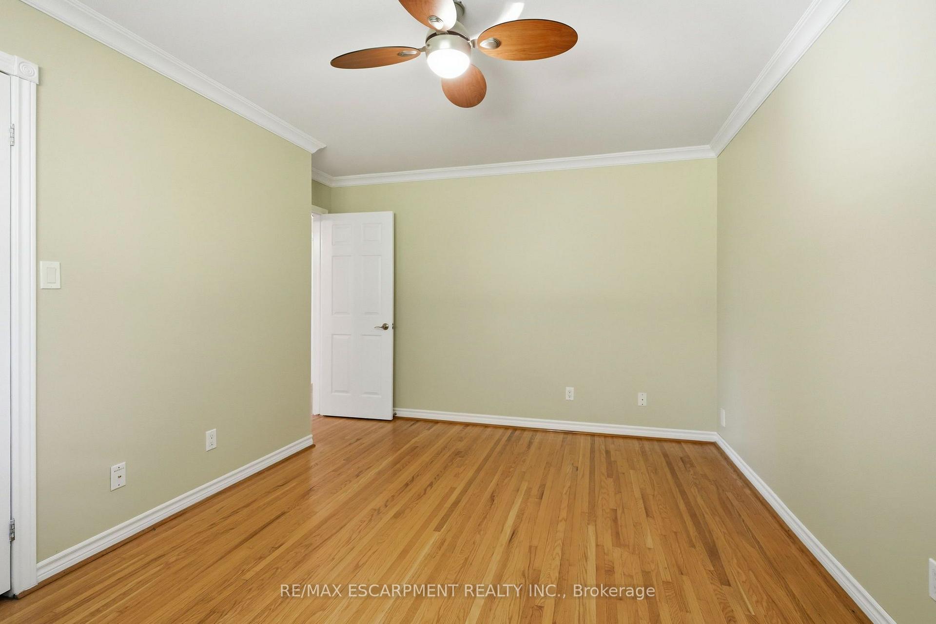 Photo 17 of 2145 Sunnyvale Drive, Oakville, Bronte — HOMEH