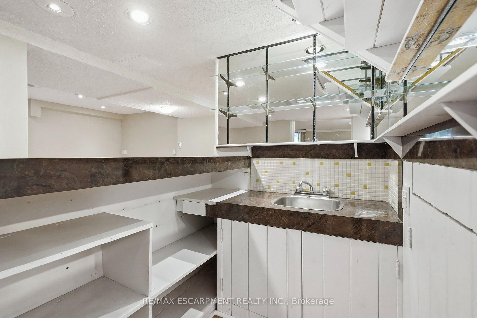 Photo 27 of 2145 Sunnyvale Drive, Oakville, Bronte — HOMEH