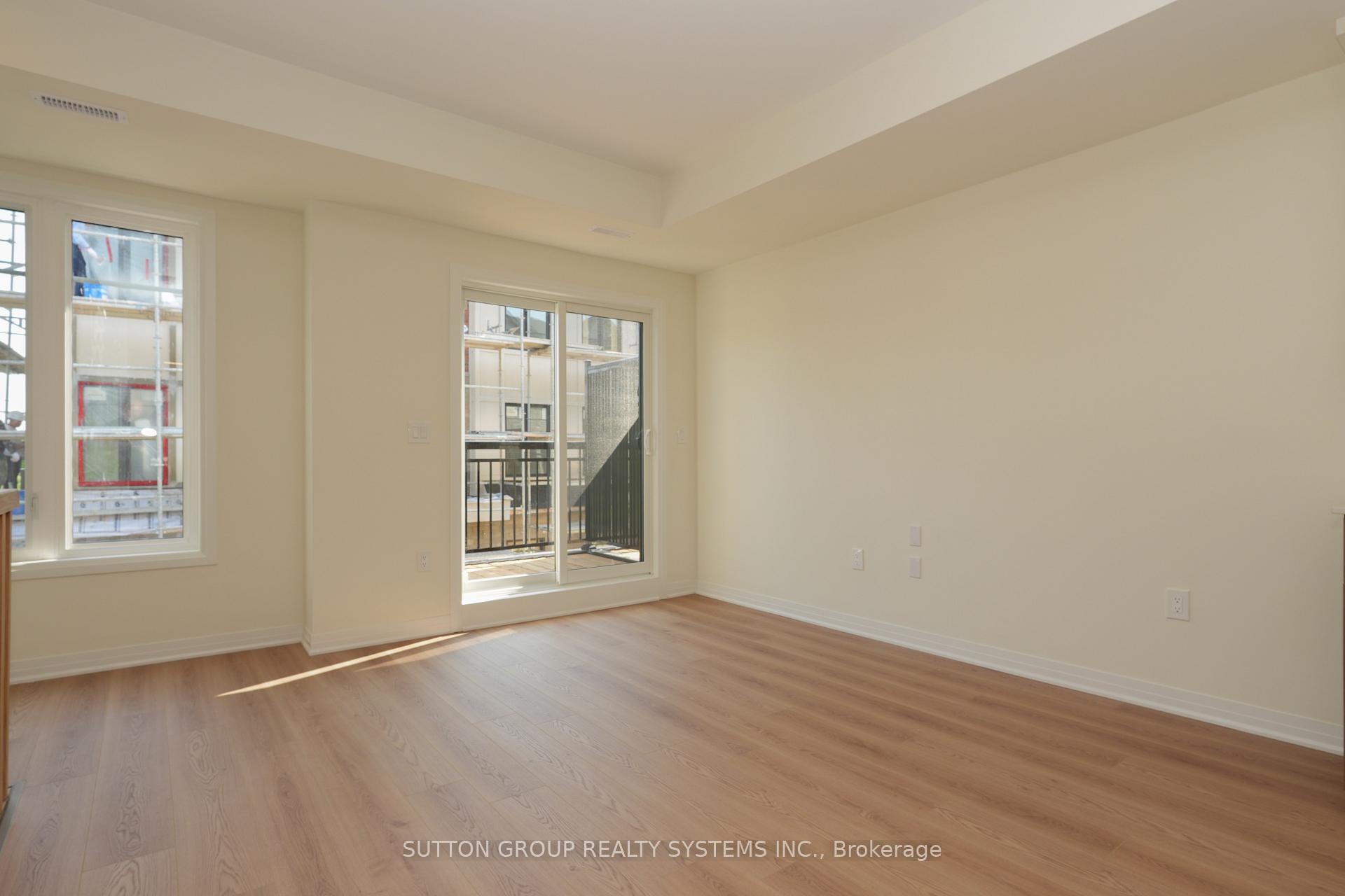 Photo 7 of Unit 13, 734 Front Royal Street, Mississauga, Applewood — HOMEH