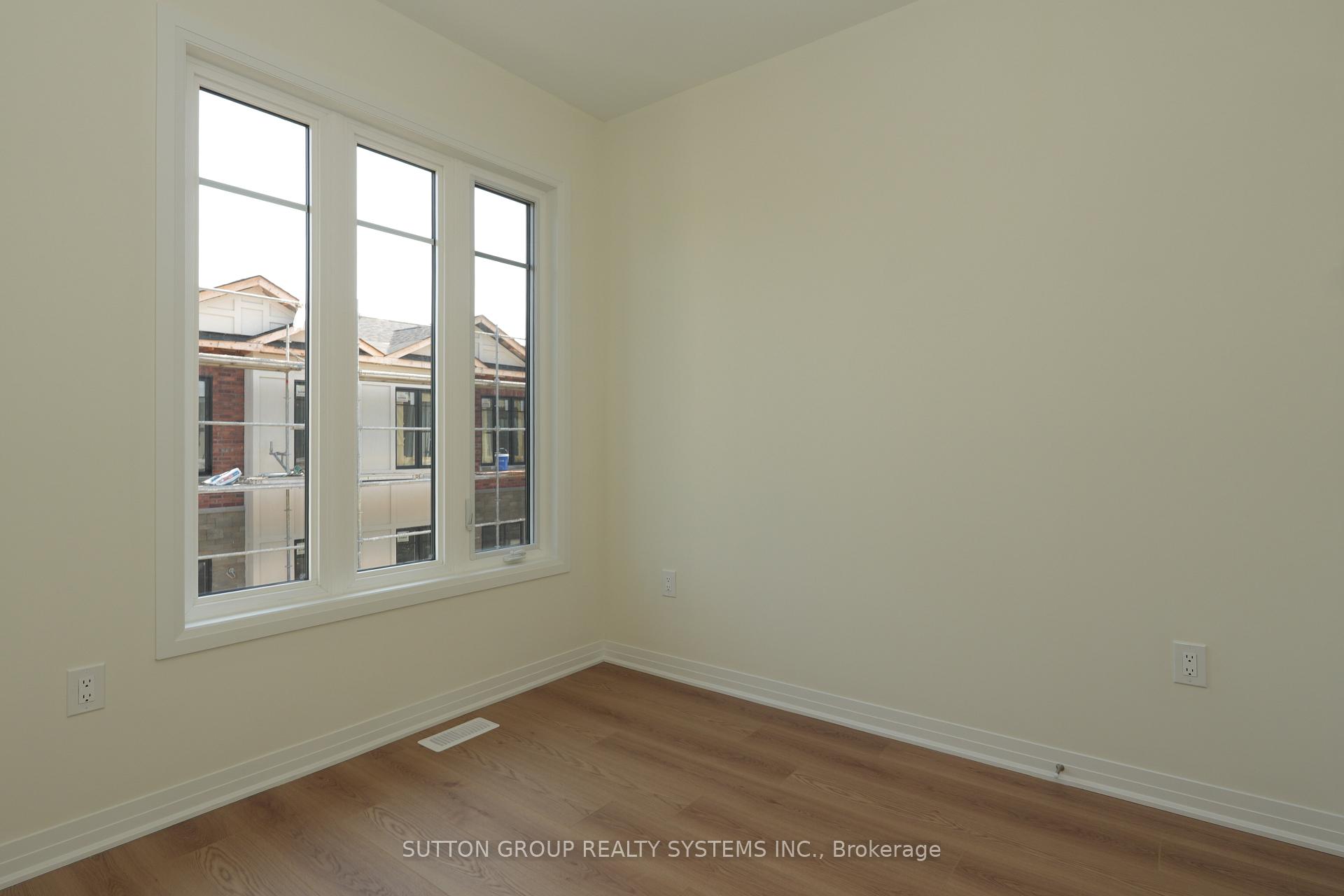 Photo 26 of Unit 13, 734 Front Royal Street, Mississauga, Applewood — HOMEH