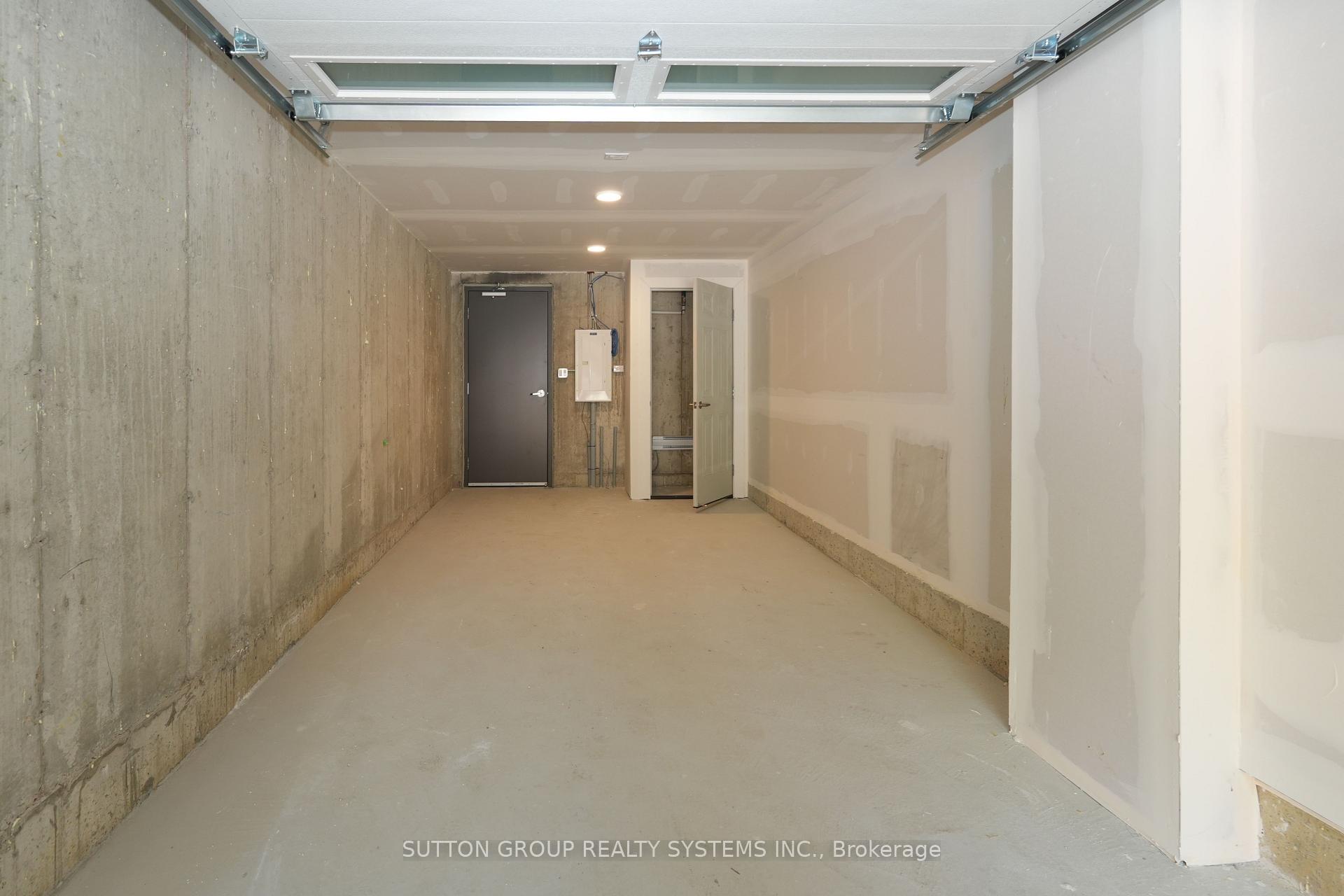 Photo 30 of Unit 13, 734 Front Royal Street, Mississauga, Applewood — HOMEH