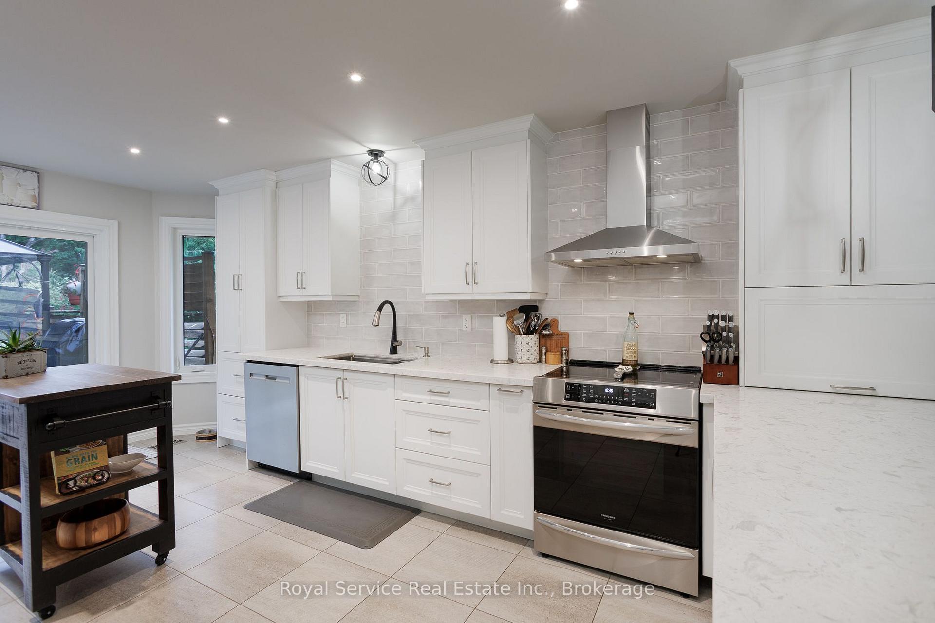 Photo 12 of 5171 White Road N, Hamilton Township, Rural Hamilton — HOMEH