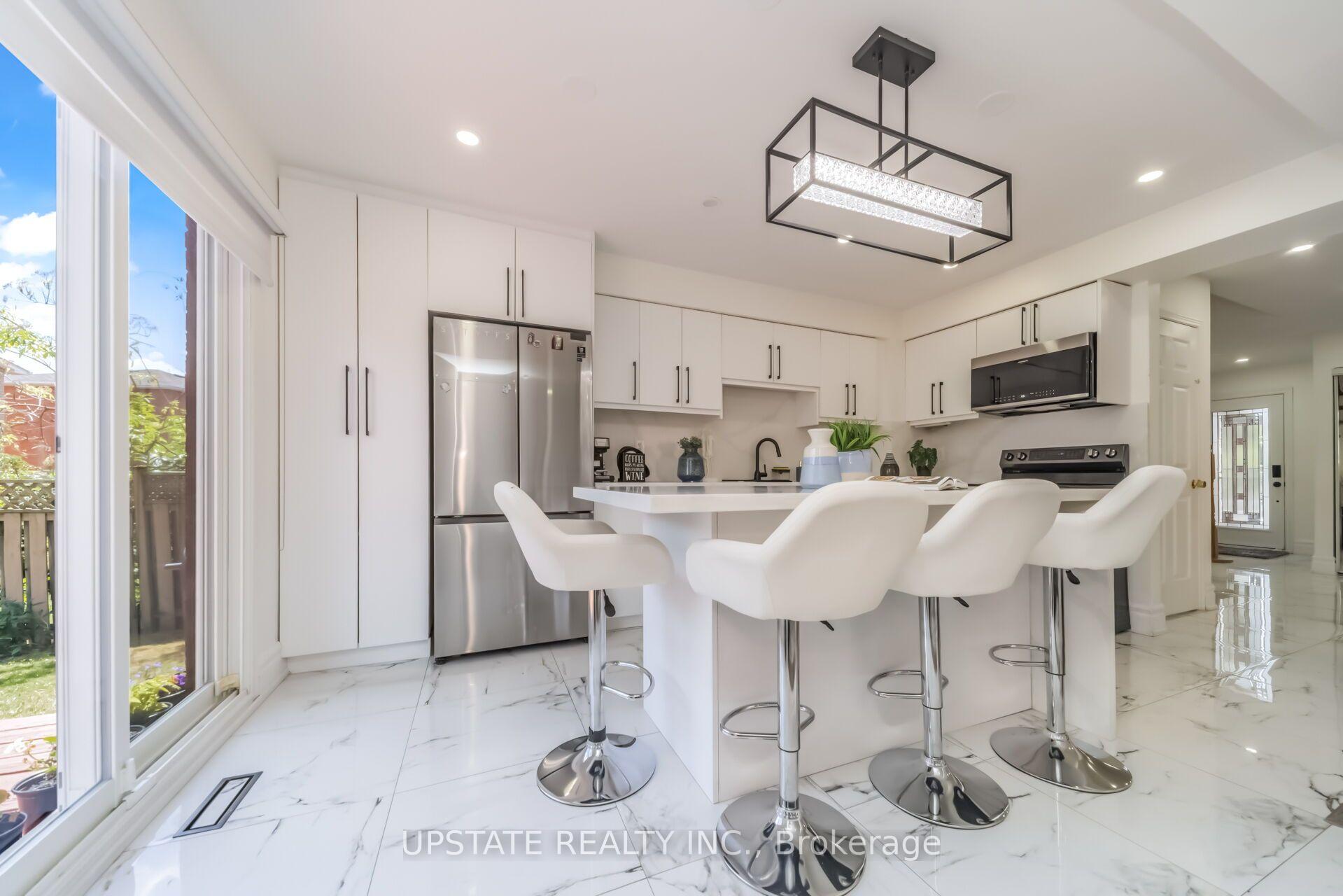 Photo 13 of 145 Valonia Drive, Brampton, Brampton North — HOMEH