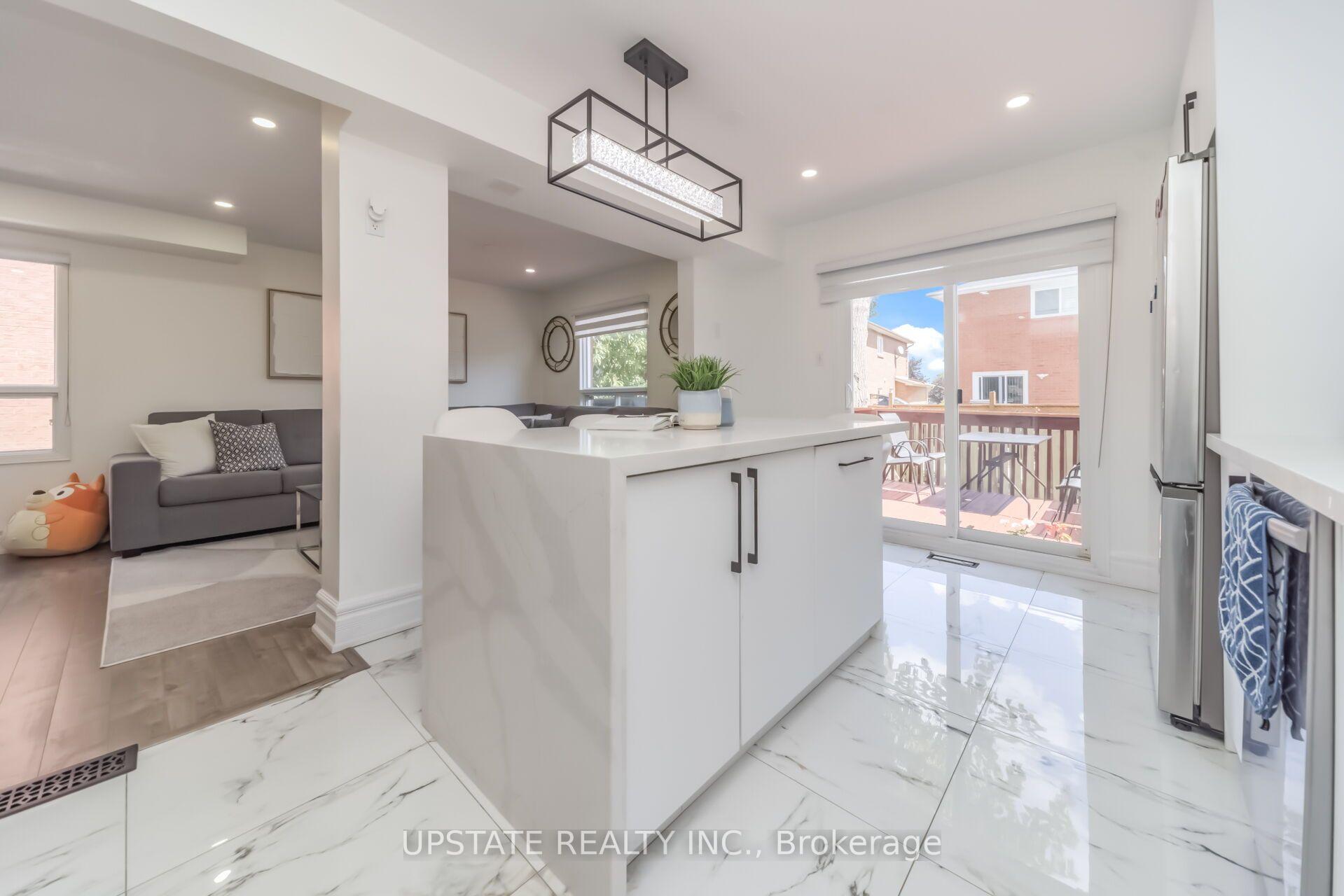 Photo 15 of 145 Valonia Drive, Brampton, Brampton North — HOMEH