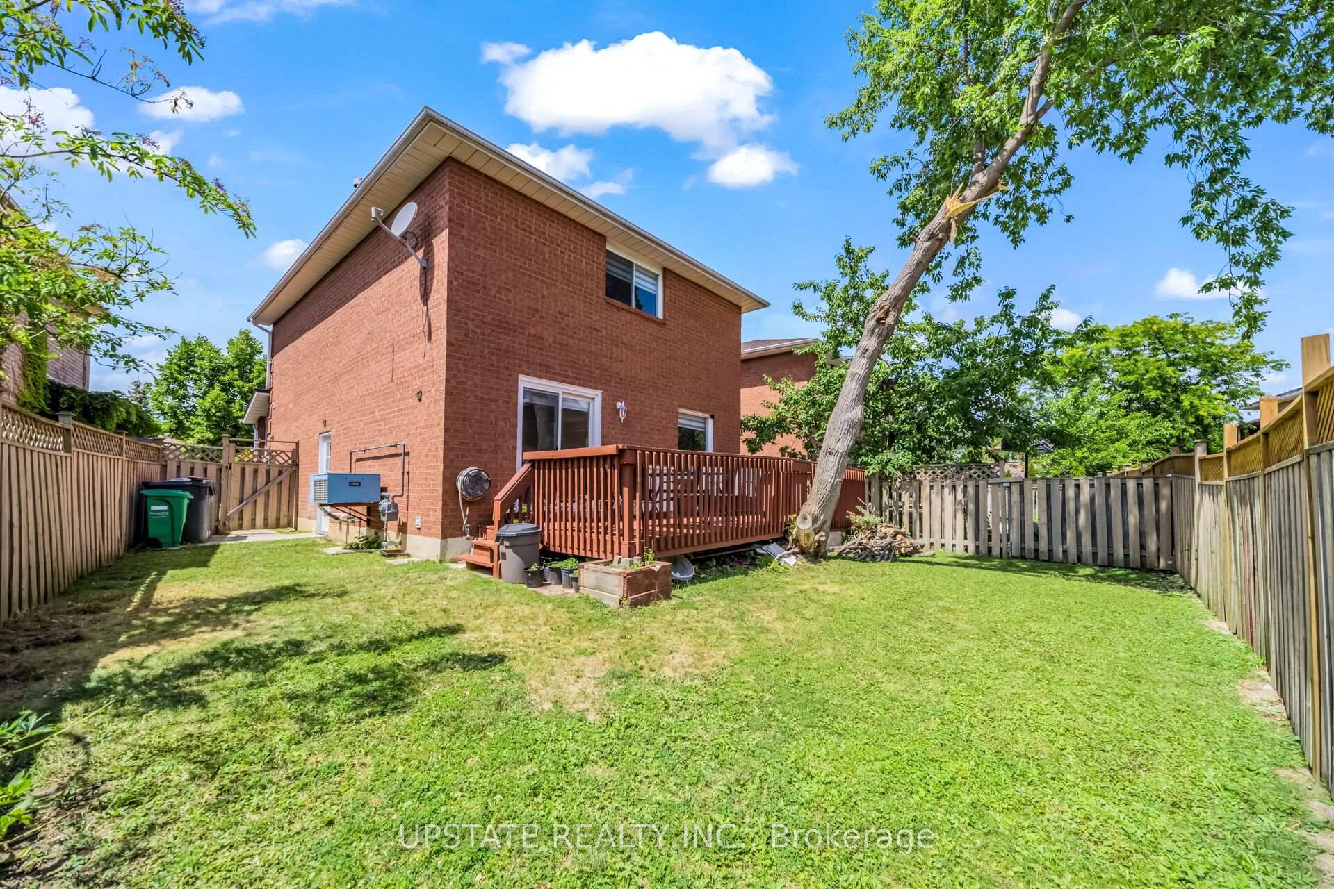 Photo 38 of 145 Valonia Drive, Brampton, Brampton North — HOMEH