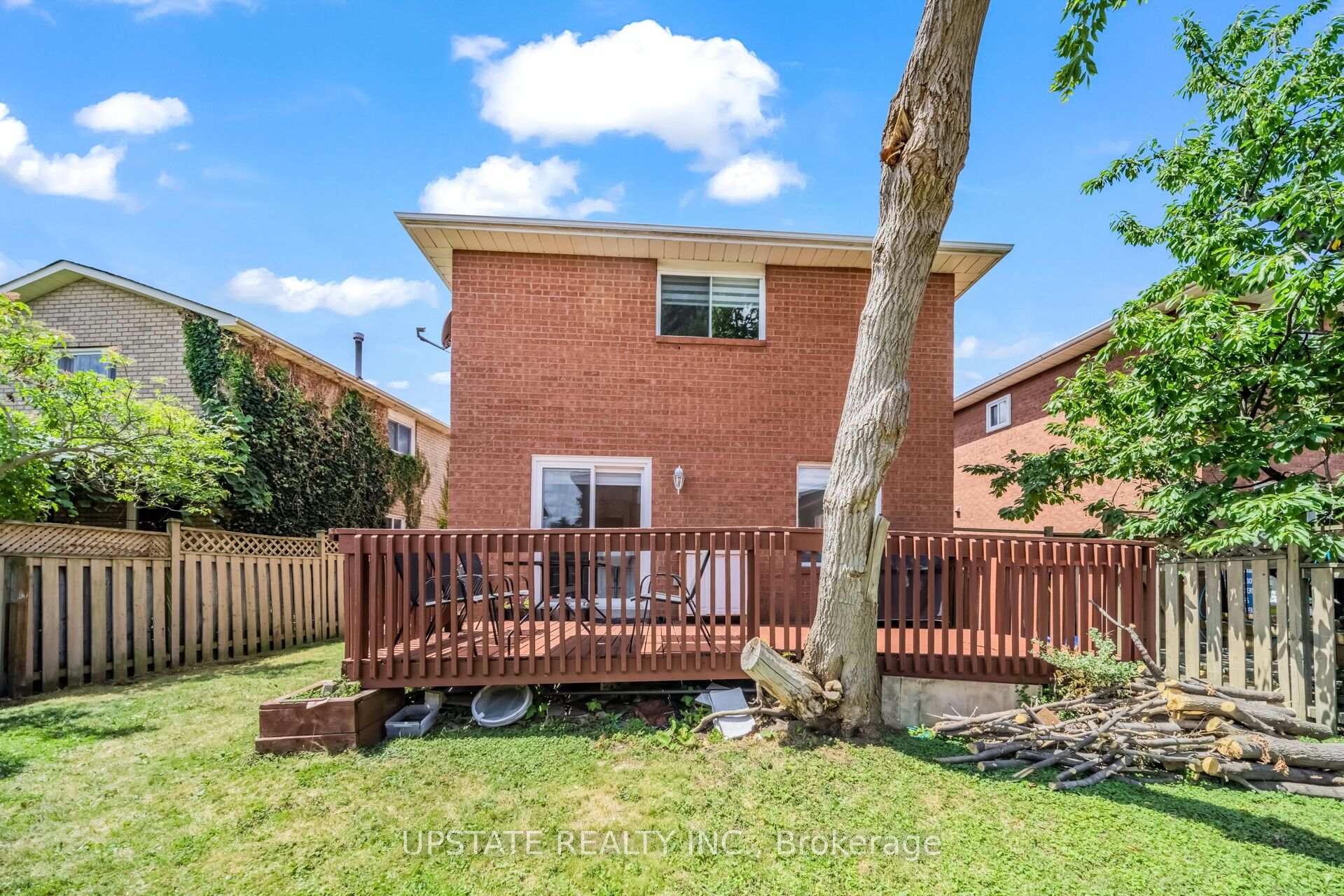Photo 39 of 145 Valonia Drive, Brampton, Brampton North — HOMEH