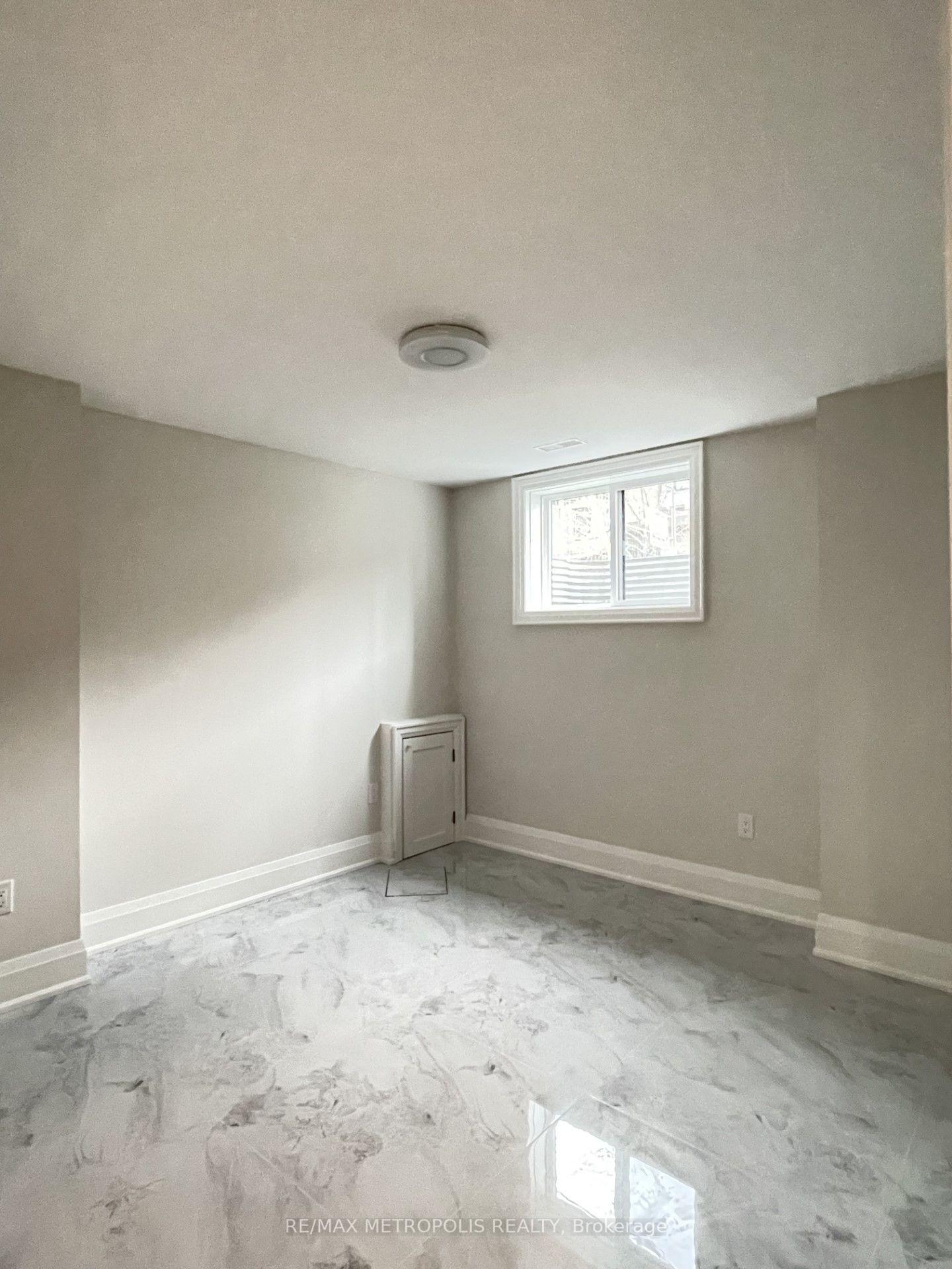 Photo 18 of Unit Bsmt, 165 Manning Avenue, Toronto, Trinity-Bellwoods — HOMEH