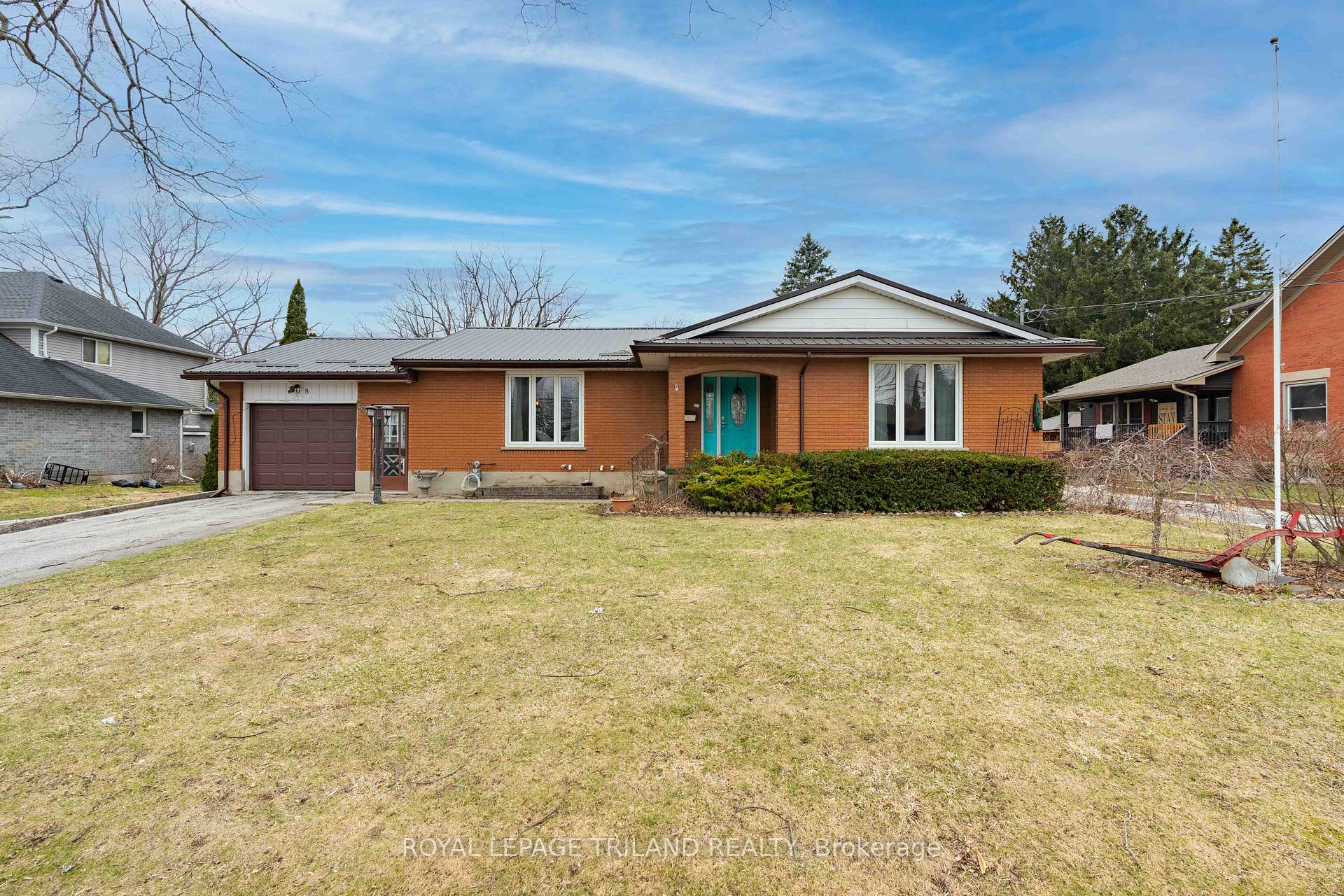 Photo 5 of 308 John Street S, Aylmer — HOMEH