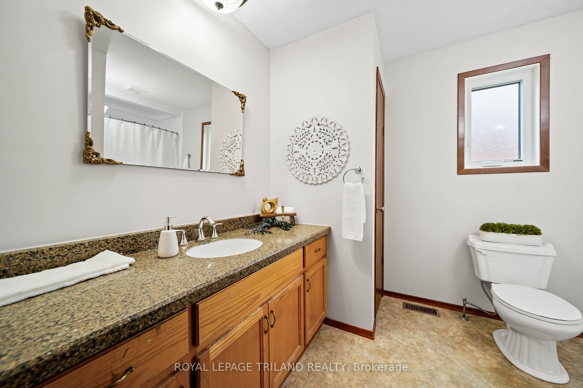 Photo 22 of 308 John Street S, Aylmer — HOMEH