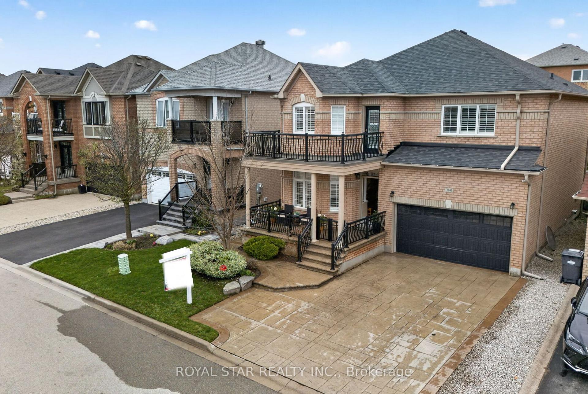 Photo 2 of 3841 Edgecliffe Run, Mississauga, Churchill Meadows — HOMEH