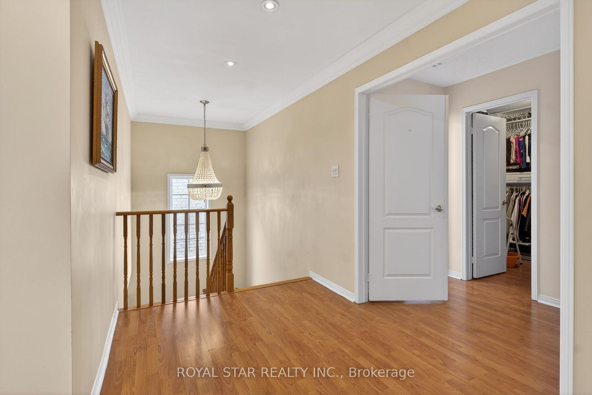 Photo 18 of 3841 Edgecliffe Run, Mississauga, Churchill Meadows — HOMEH