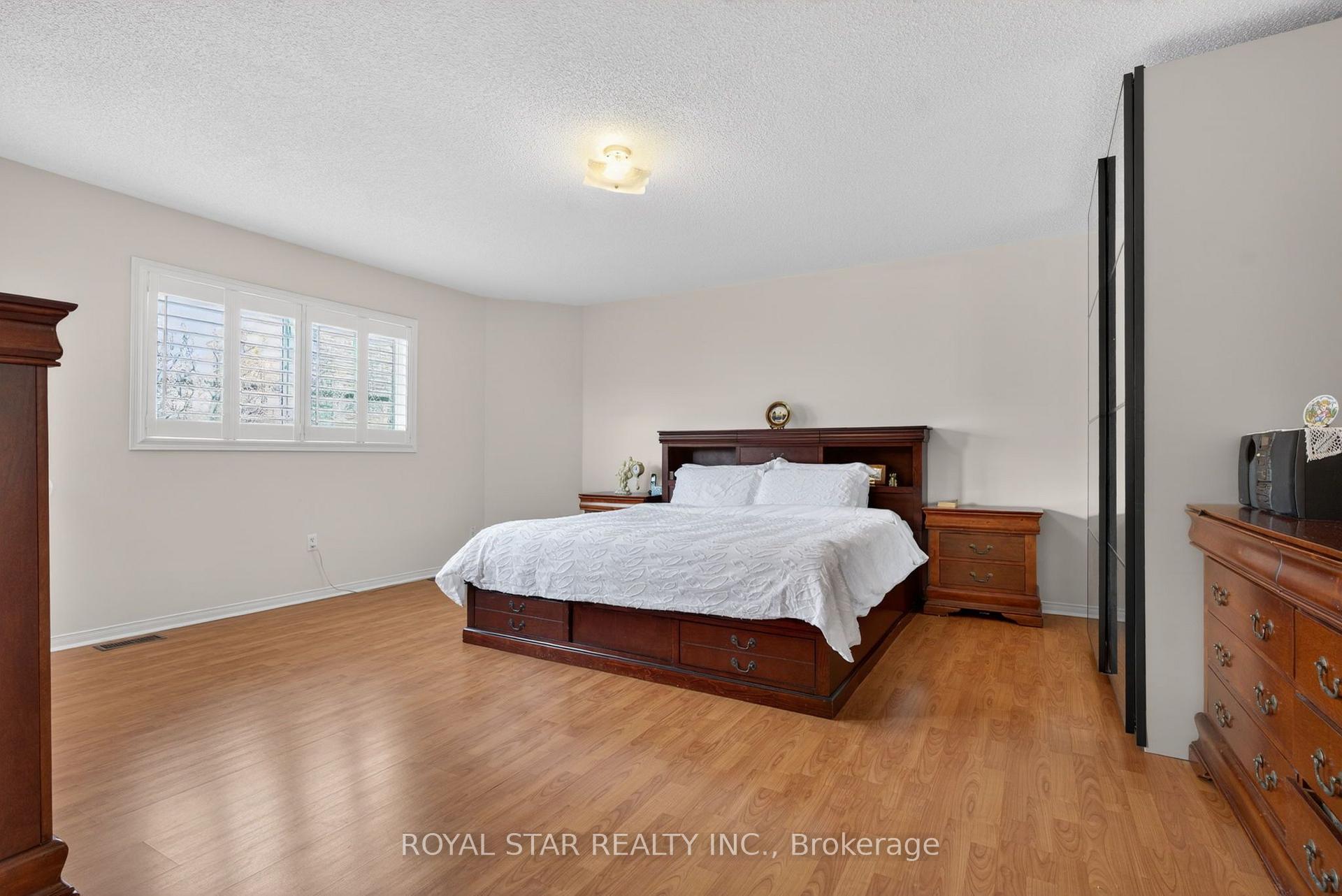 Photo 20 of 3841 Edgecliffe Run, Mississauga, Churchill Meadows — HOMEH