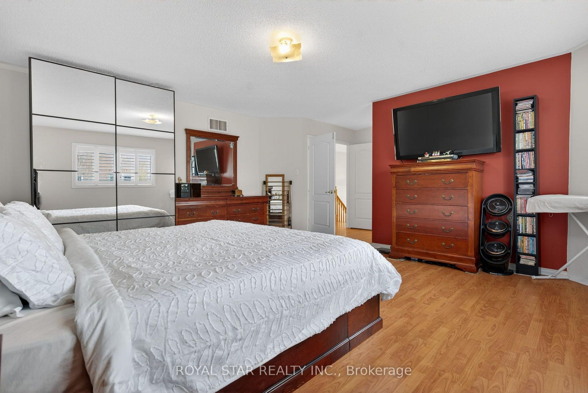Photo 21 of 3841 Edgecliffe Run, Mississauga, Churchill Meadows — HOMEH