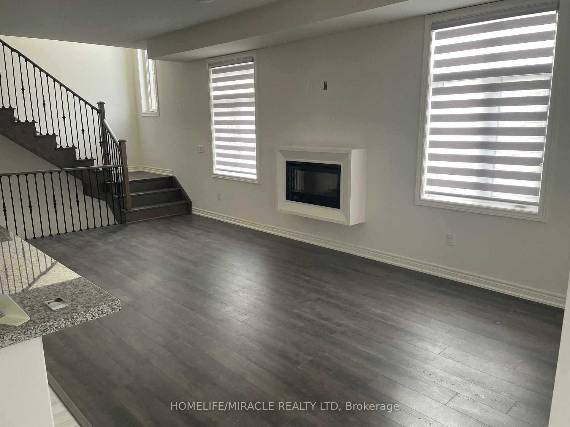 Photo 8 of 460 Silver Maple Road, Oakville, Rural Oakville — HOMEH