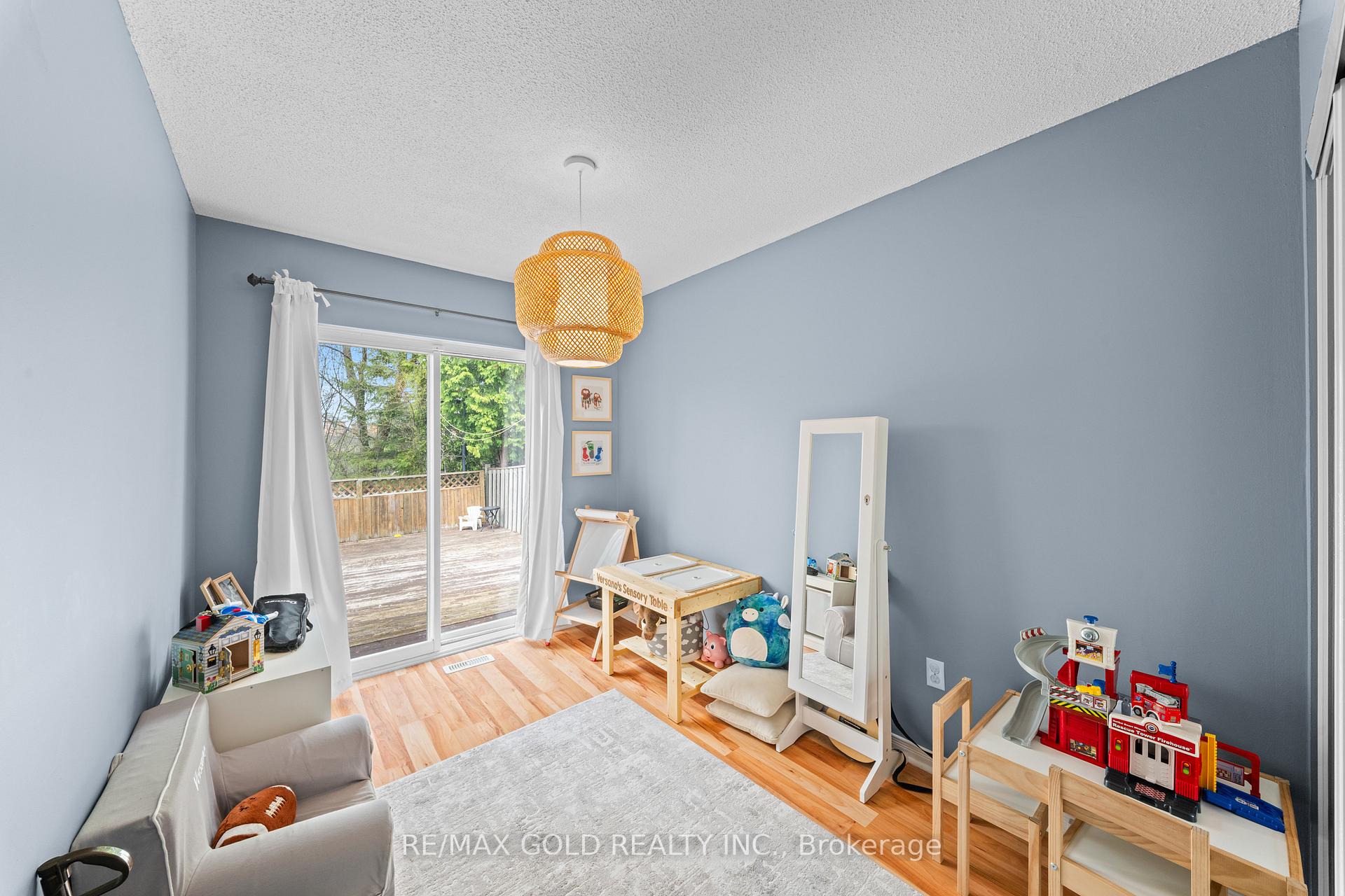 Photo 24 of 128 Martindale Crescent, Brampton, Brampton West — HOMEH