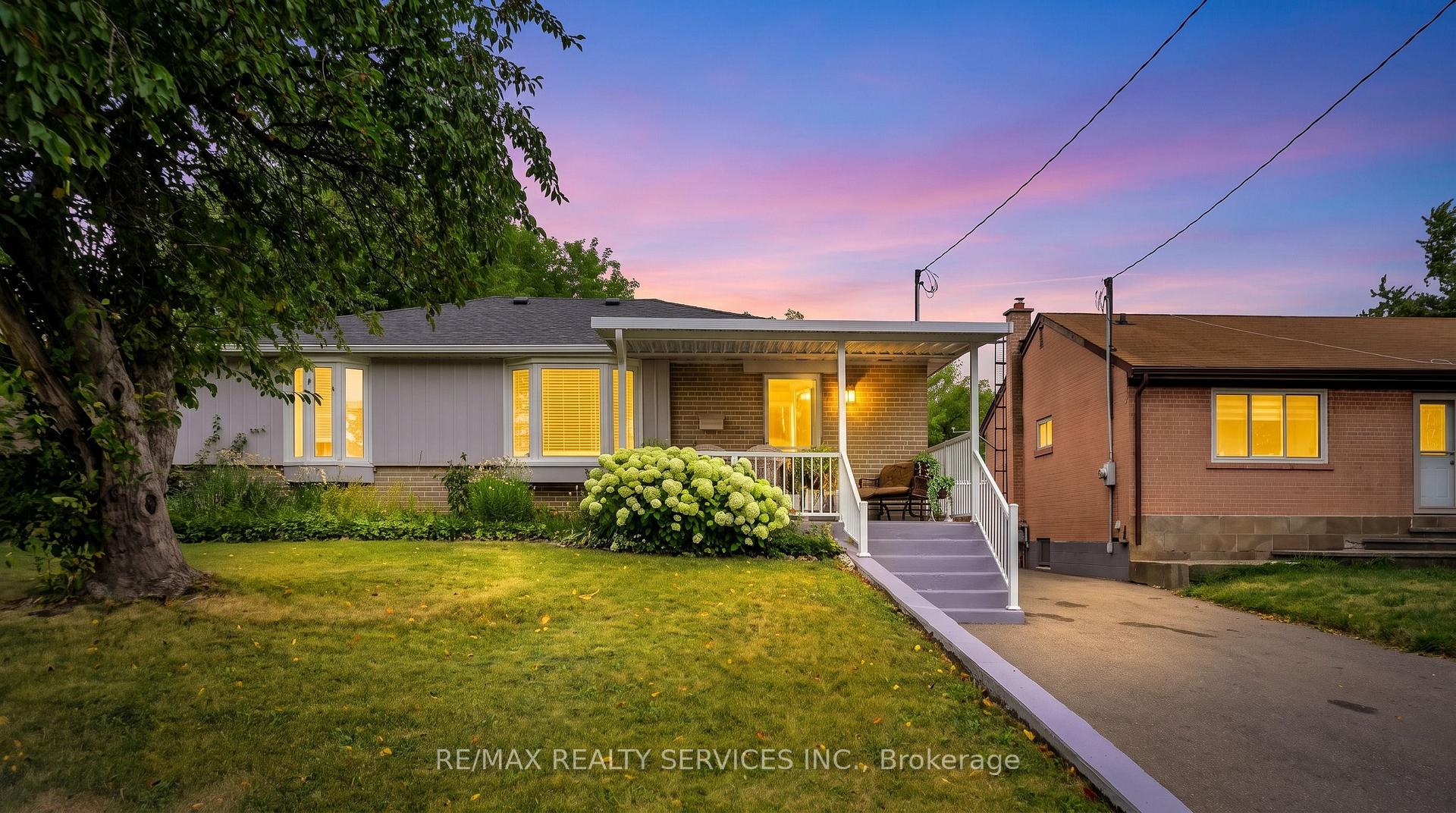 Photo 1 of 3287 Michaud Avenue, Mississauga, Malton — HOMEH