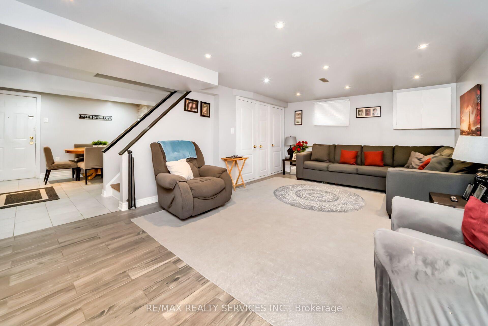 Photo 25 of 3287 Michaud Avenue, Mississauga, Malton — HOMEH