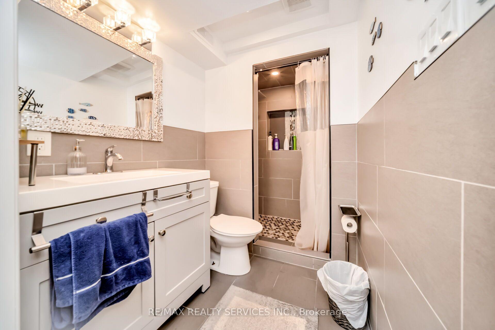 Photo 28 of 3287 Michaud Avenue, Mississauga, Malton — HOMEH