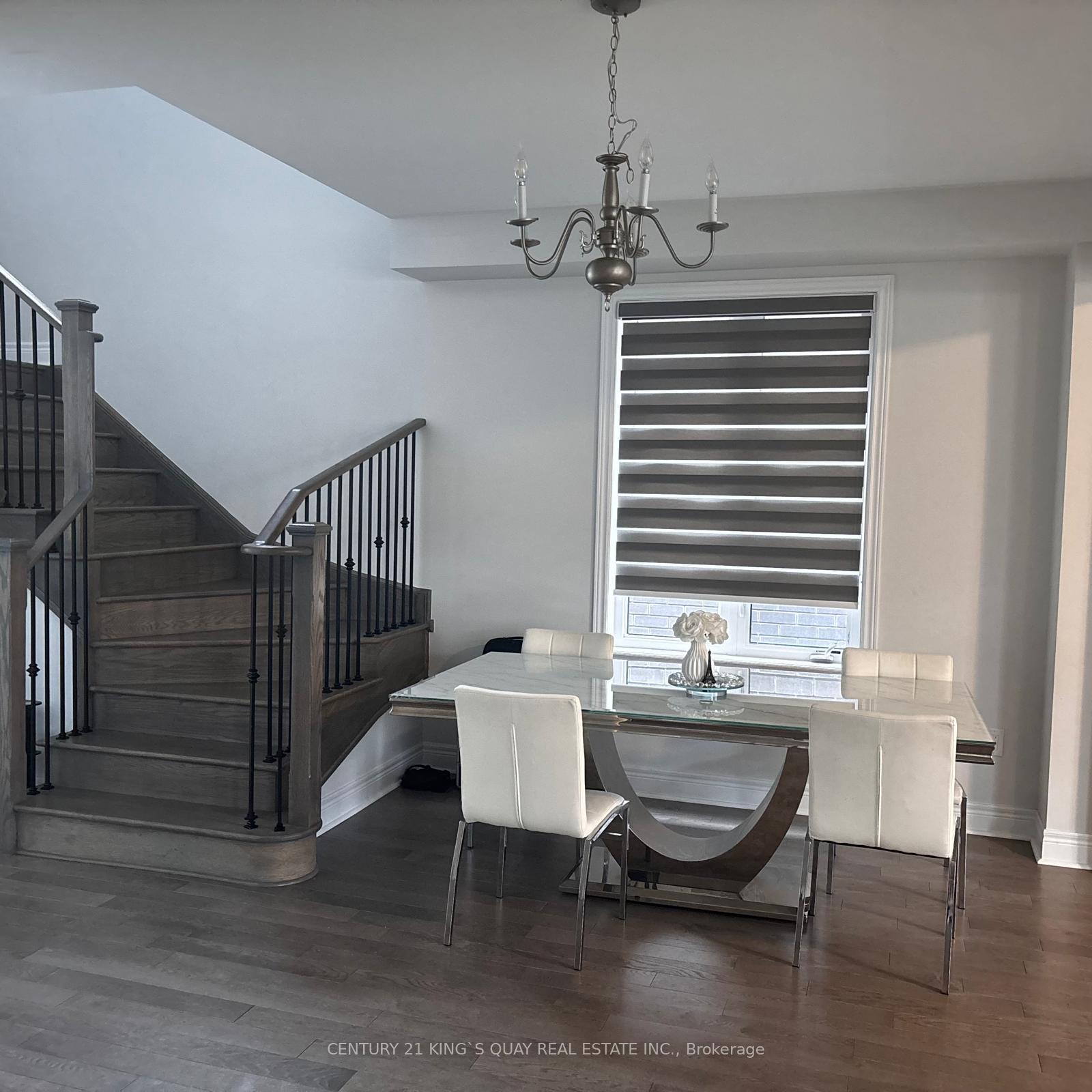 Photo 8 of 11 Jinnah Avenue, Markham, Middlefield — HOMEH