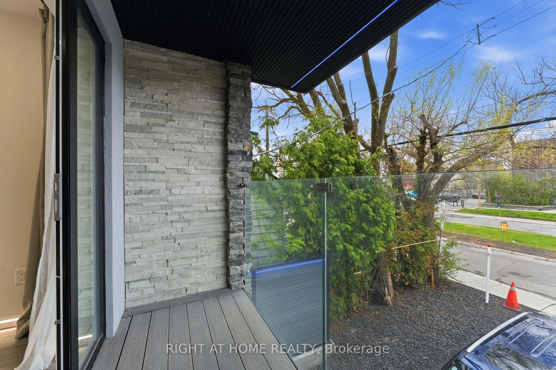 Photo 51 of 256 Northwestern Avenue, Ottawa, Ottawa West/Tunneys Pasture — HOMEH