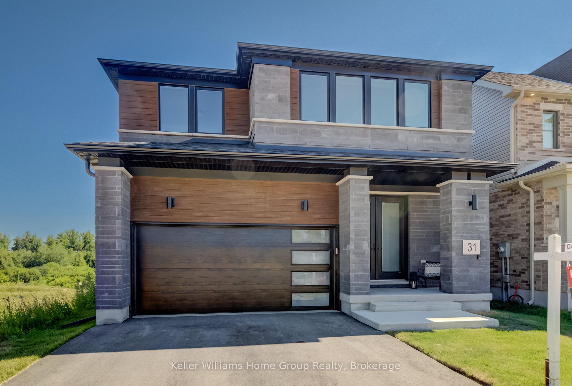Photo 2 of 31 Nicholas Way, Guelph, Victoria North — HOMEH