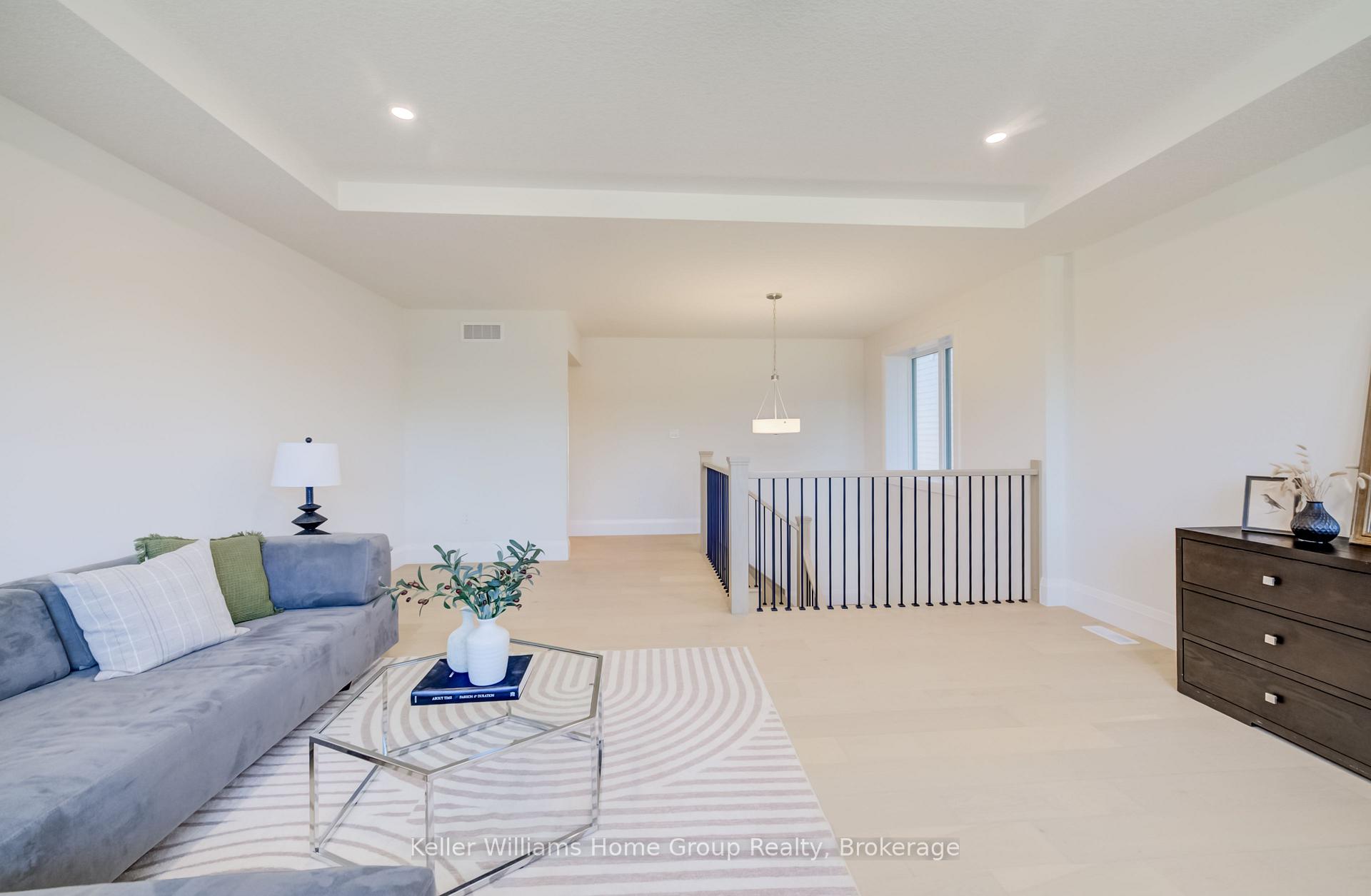 Photo 13 of 31 Nicholas Way, Guelph, Victoria North — HOMEH
