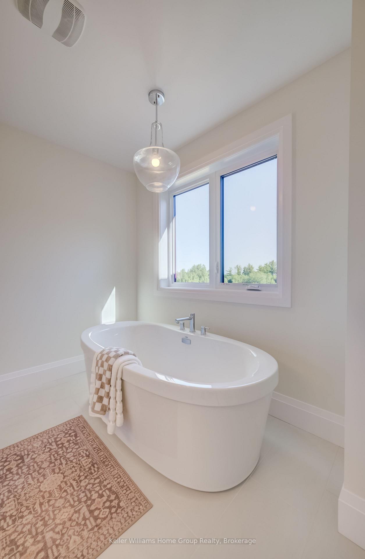 Photo 18 of 31 Nicholas Way, Guelph, Victoria North — HOMEH