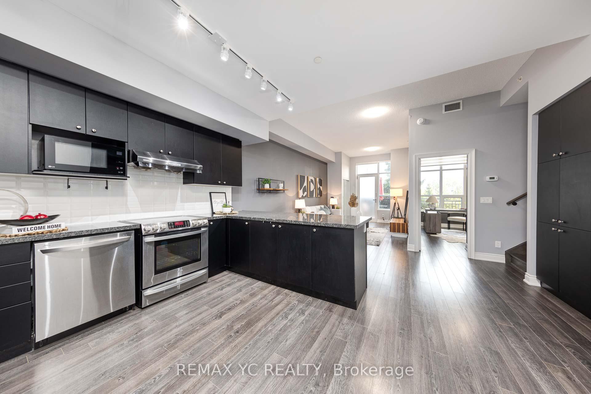 Photo 5 of Unit 110, 38 Cedarland Drive, Markham, Unionville — HOMEH