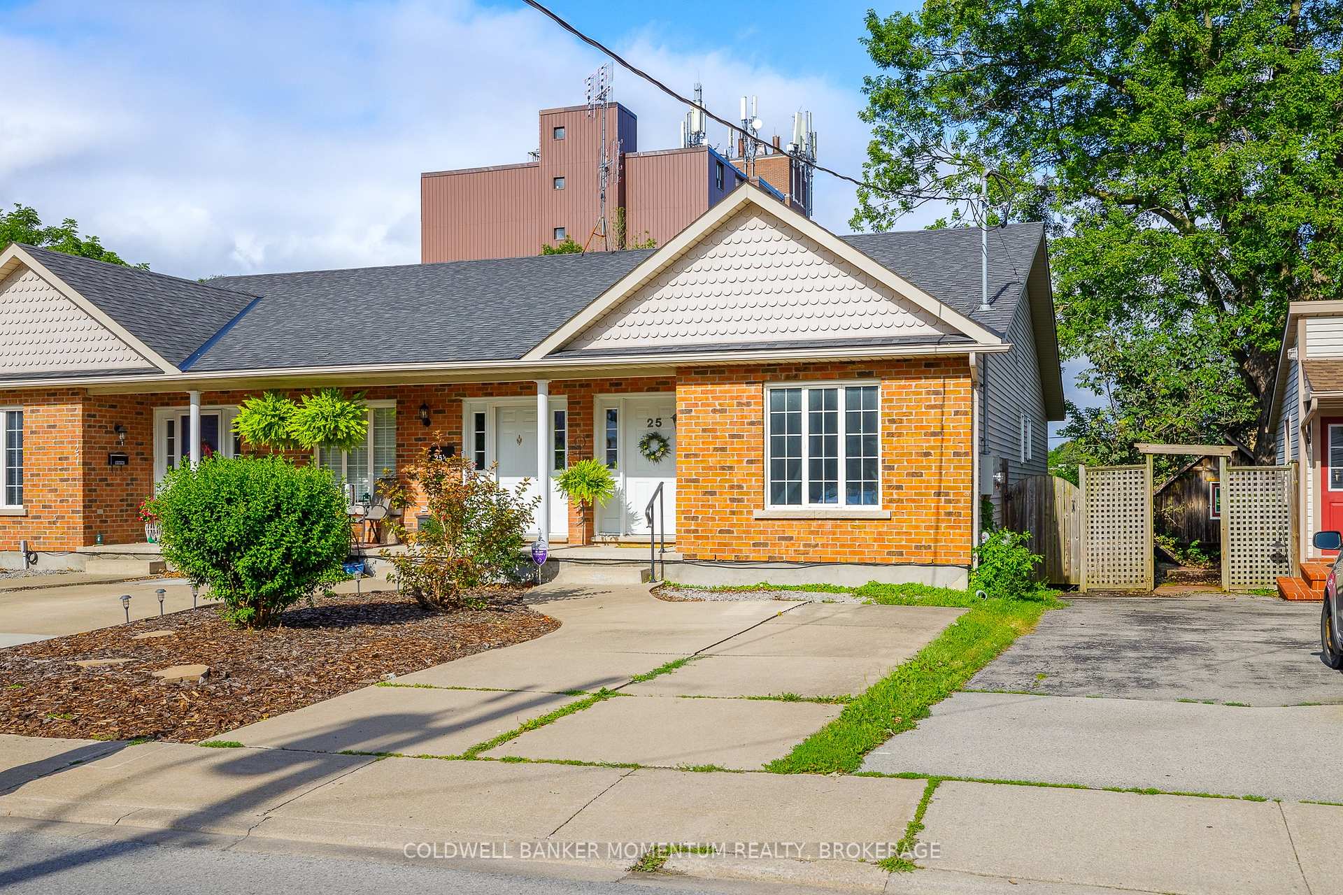 Photo 1 of 25 Ormond Street S, Thorold, Thorold Downtown — HOMEH