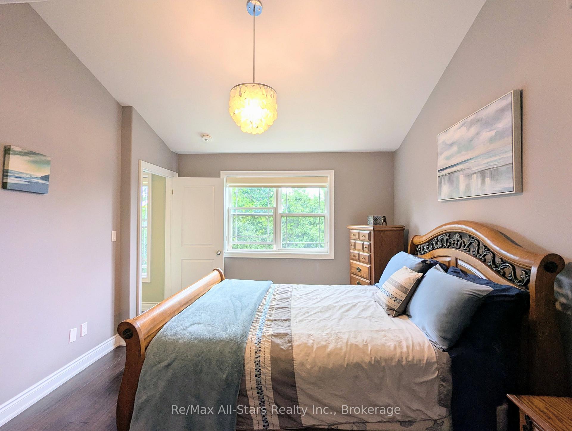 Photo 16 of 553 Grange Way, Peterborough, Northcrest Ward 5 — HOMEH