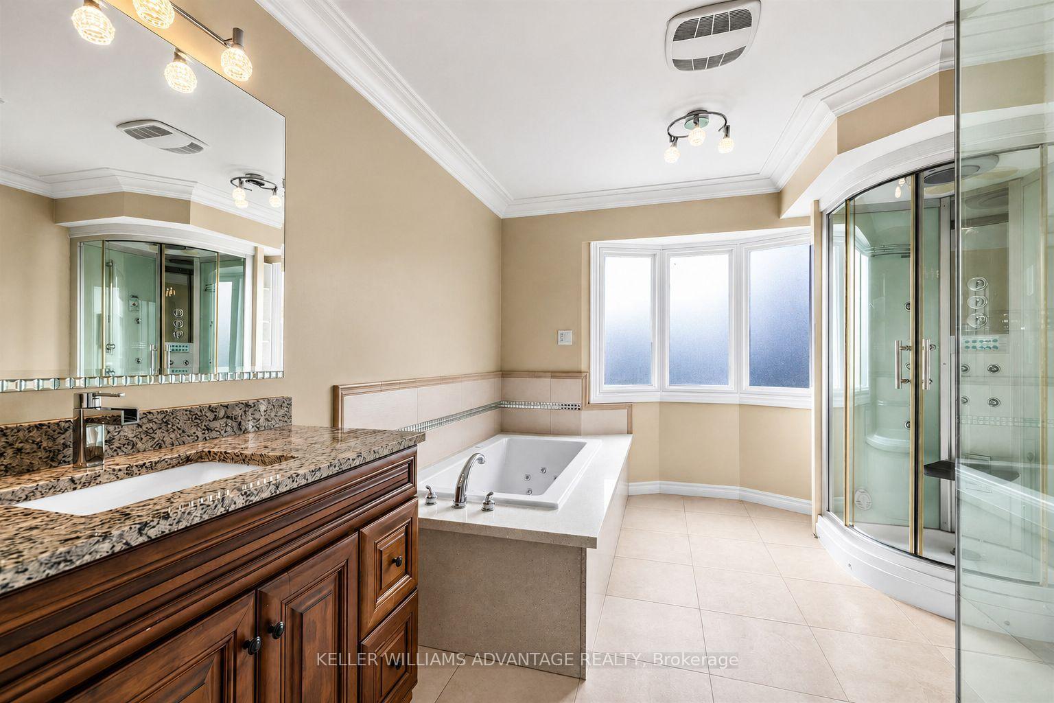 Photo 9 of 73 Highglen Avenue, Markham, Milliken Mills East — HOMEH