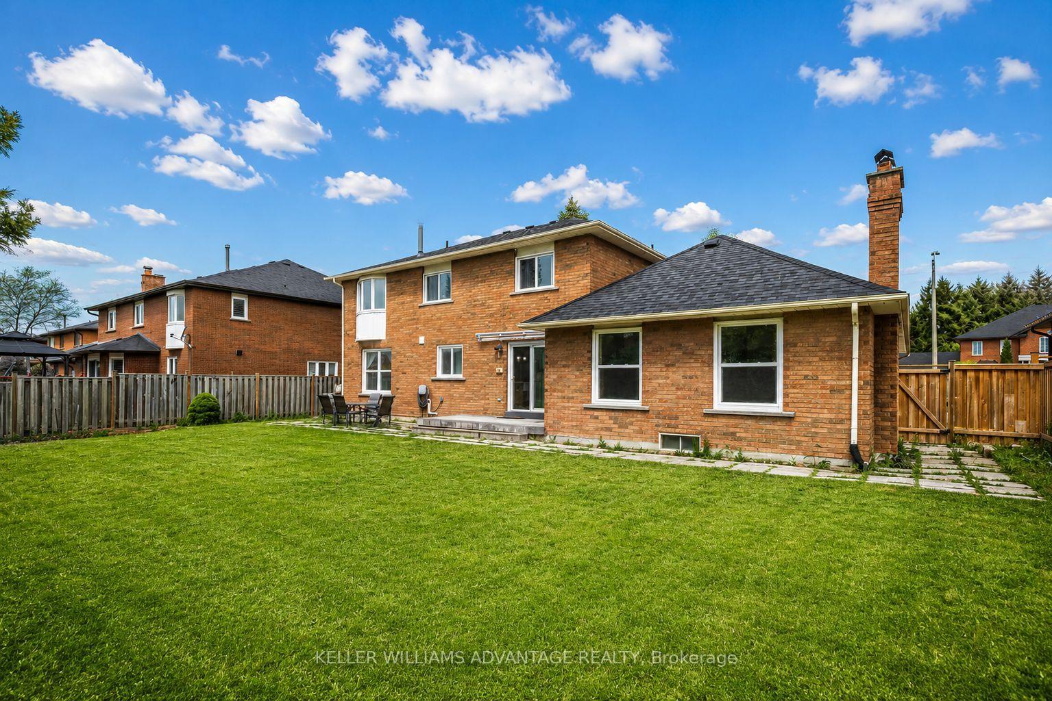 Photo 17 of 73 Highglen Avenue, Markham, Milliken Mills East — HOMEH