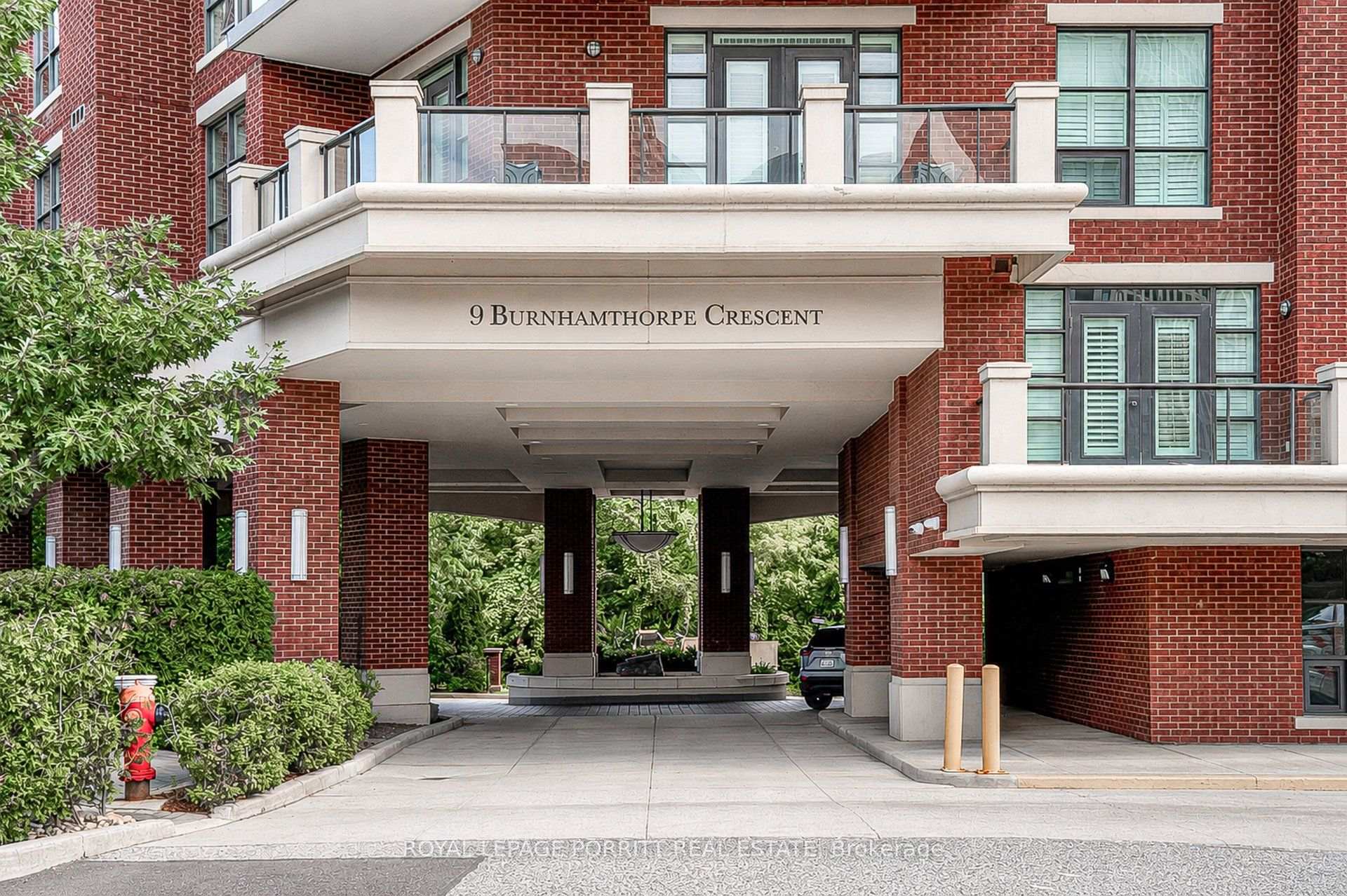 Photo 2 of Unit 309, 9 Burnhamthorpe Crescent, Etobicoke, Islington-City Centre West — HOMEH