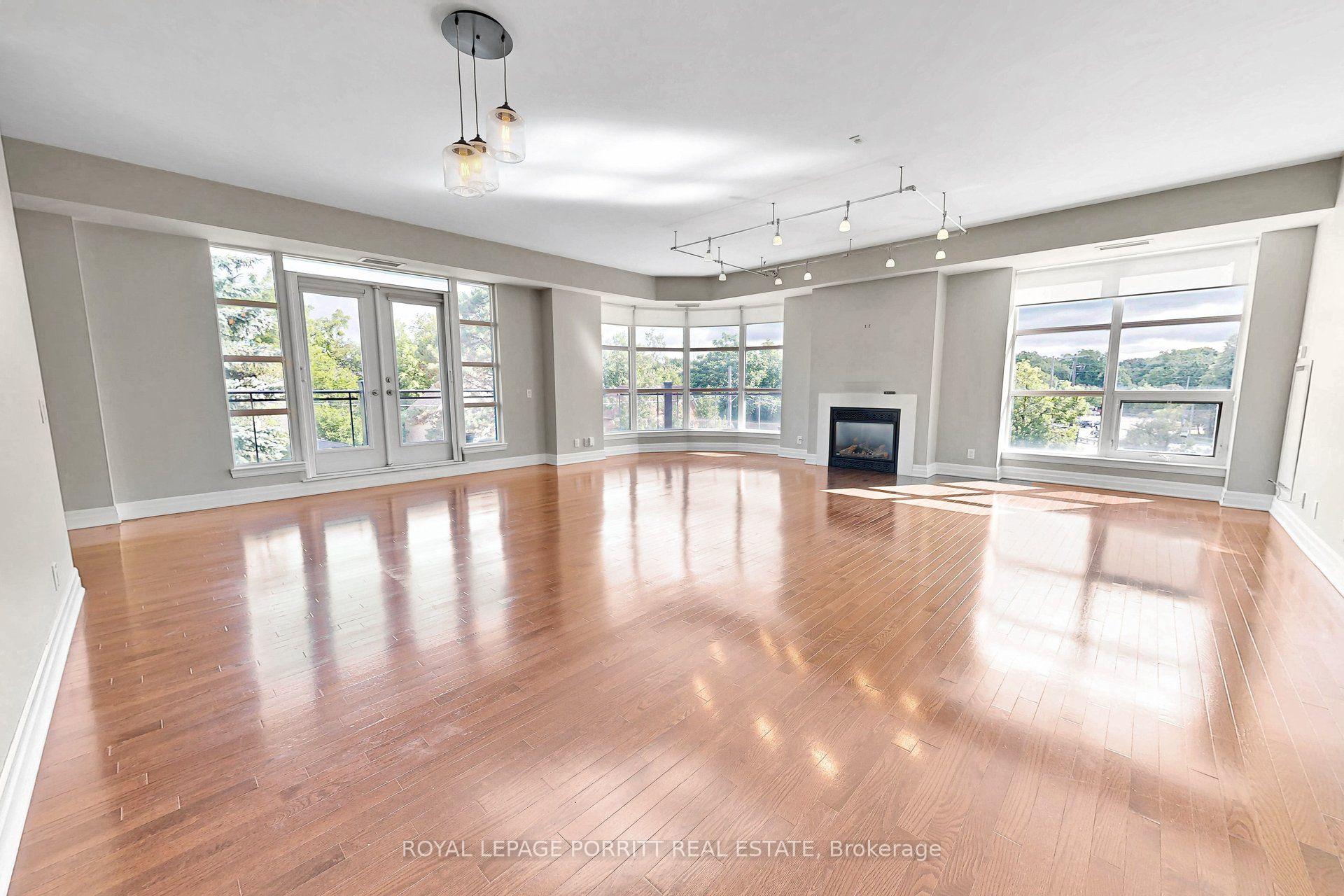 Photo 17 of Unit 309, 9 Burnhamthorpe Crescent, Etobicoke, Islington-City Centre West — HOMEH