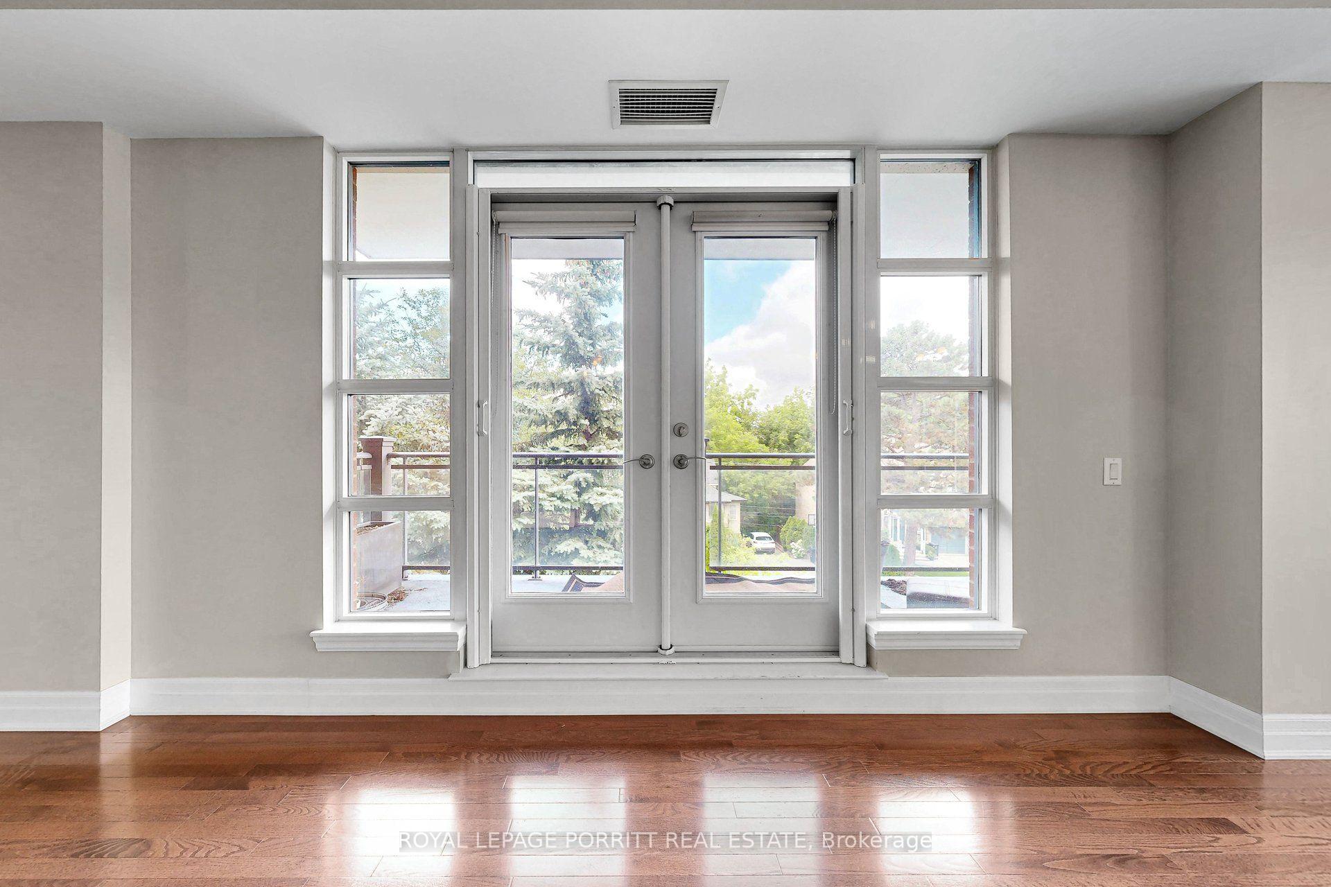 Photo 22 of Unit 309, 9 Burnhamthorpe Crescent, Etobicoke, Islington-City Centre West — HOMEH